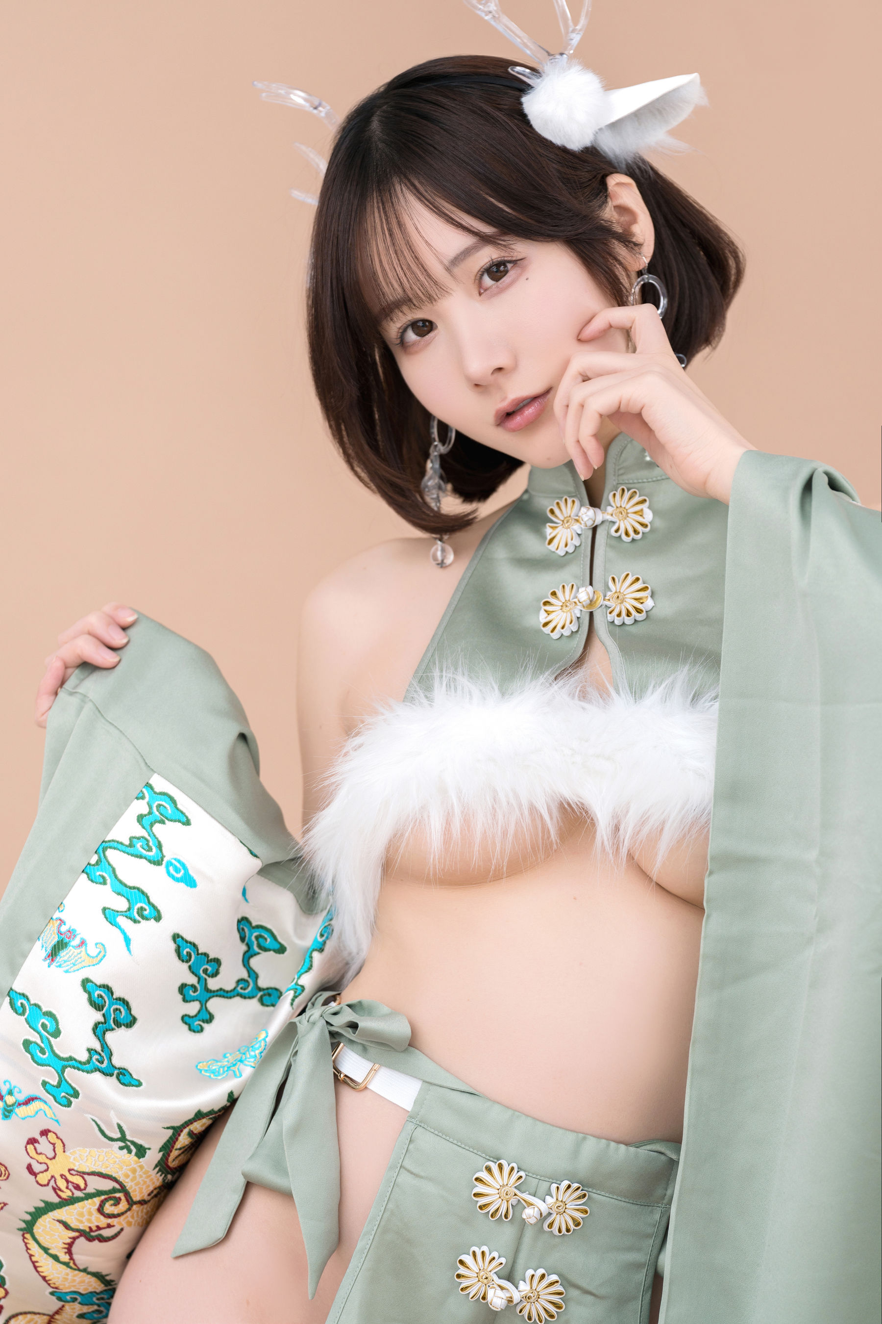 日本甜美COSER けんけん [fantia] 2024.01 写真 辰年