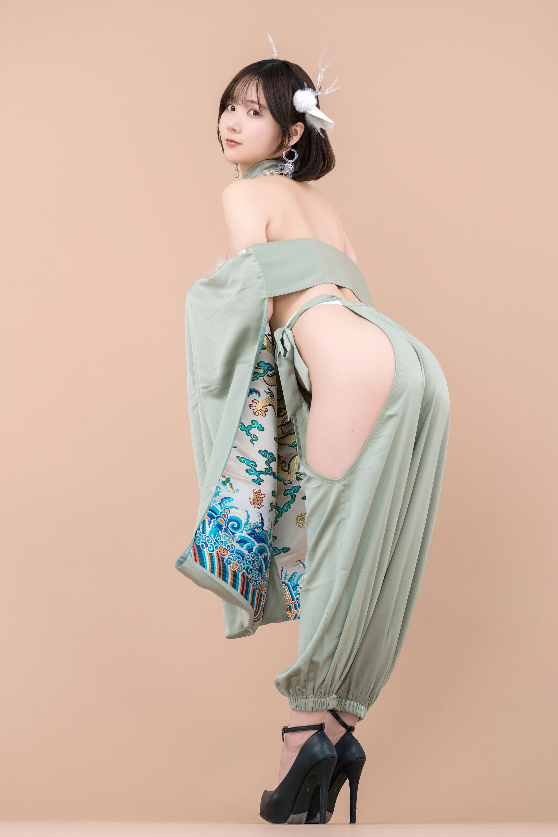 日本甜美COSER けんけん [fantia] 2024.01 写真 辰年