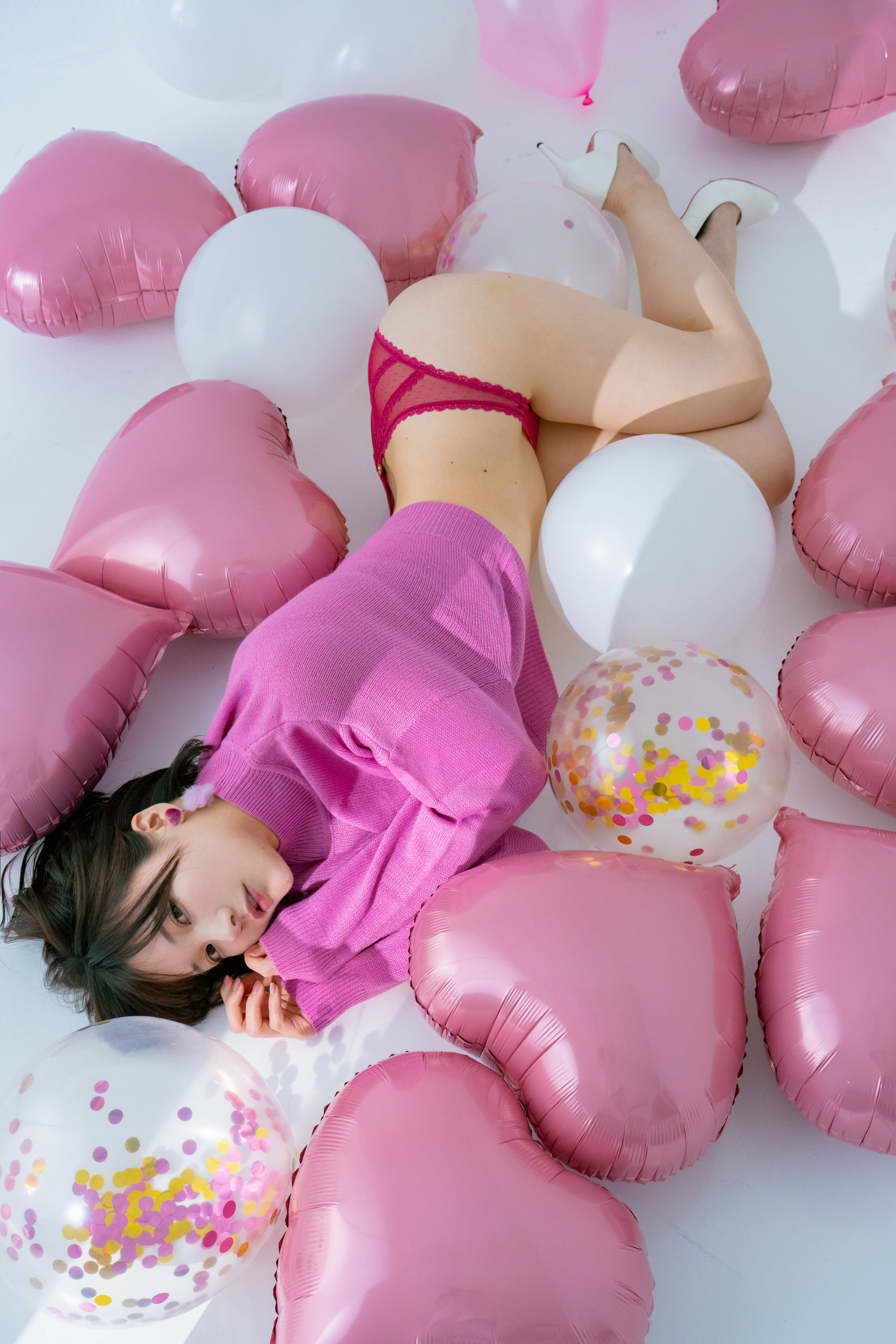 日本甜美COSER けんけん [fantia] 2024.02 写真 バレンタイン 撮影PINK
