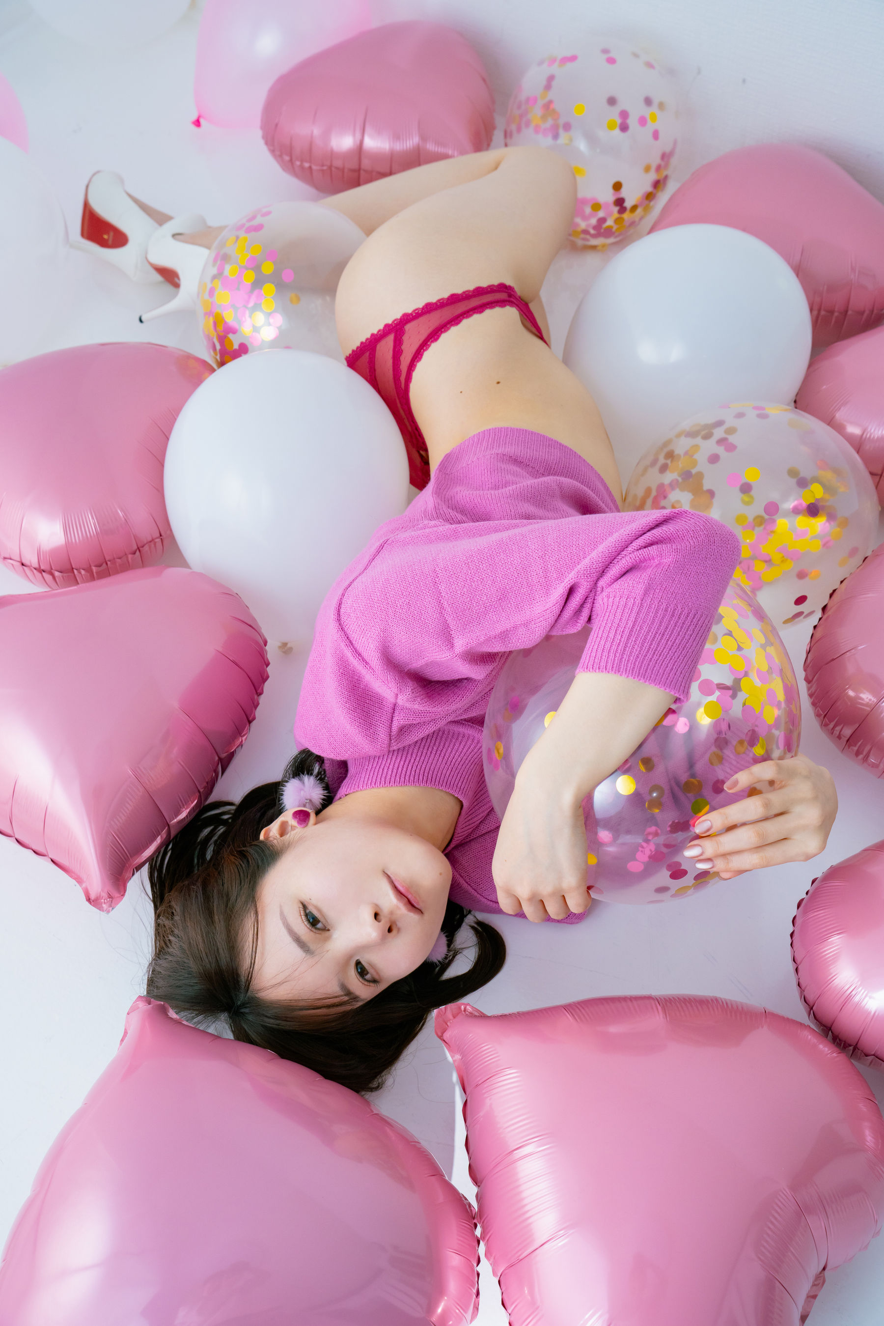 日本甜美COSER けんけん [fantia] 2024.02 写真 バレンタイン 撮影PINK
