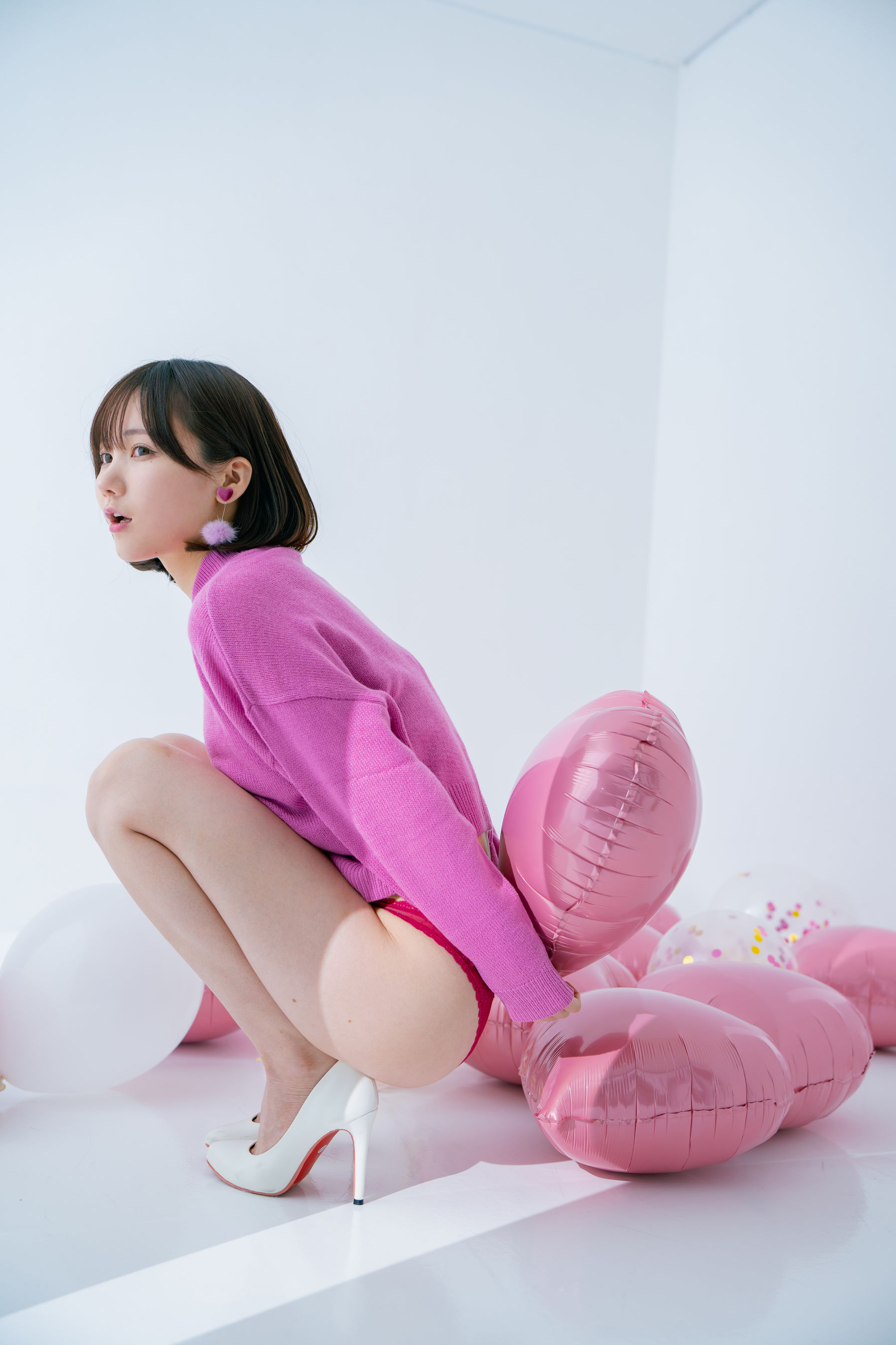 日本甜美COSER けんけん [fantia] 2024.02 写真 バレンタイン 撮影PINK