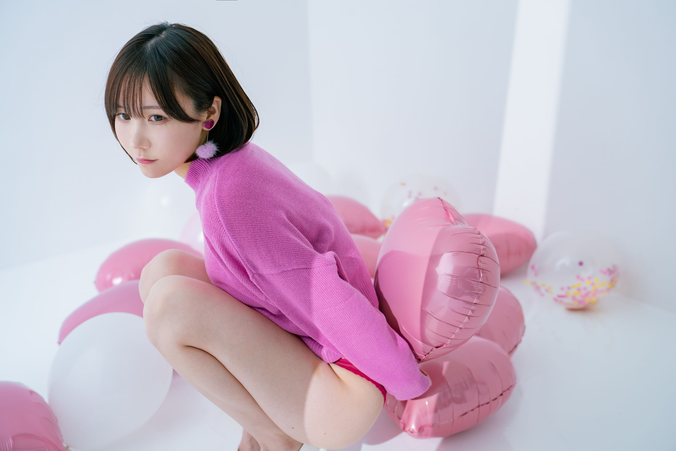 日本甜美COSER けんけん [fantia] 2024.02 写真 バレンタイン 撮影PINK
