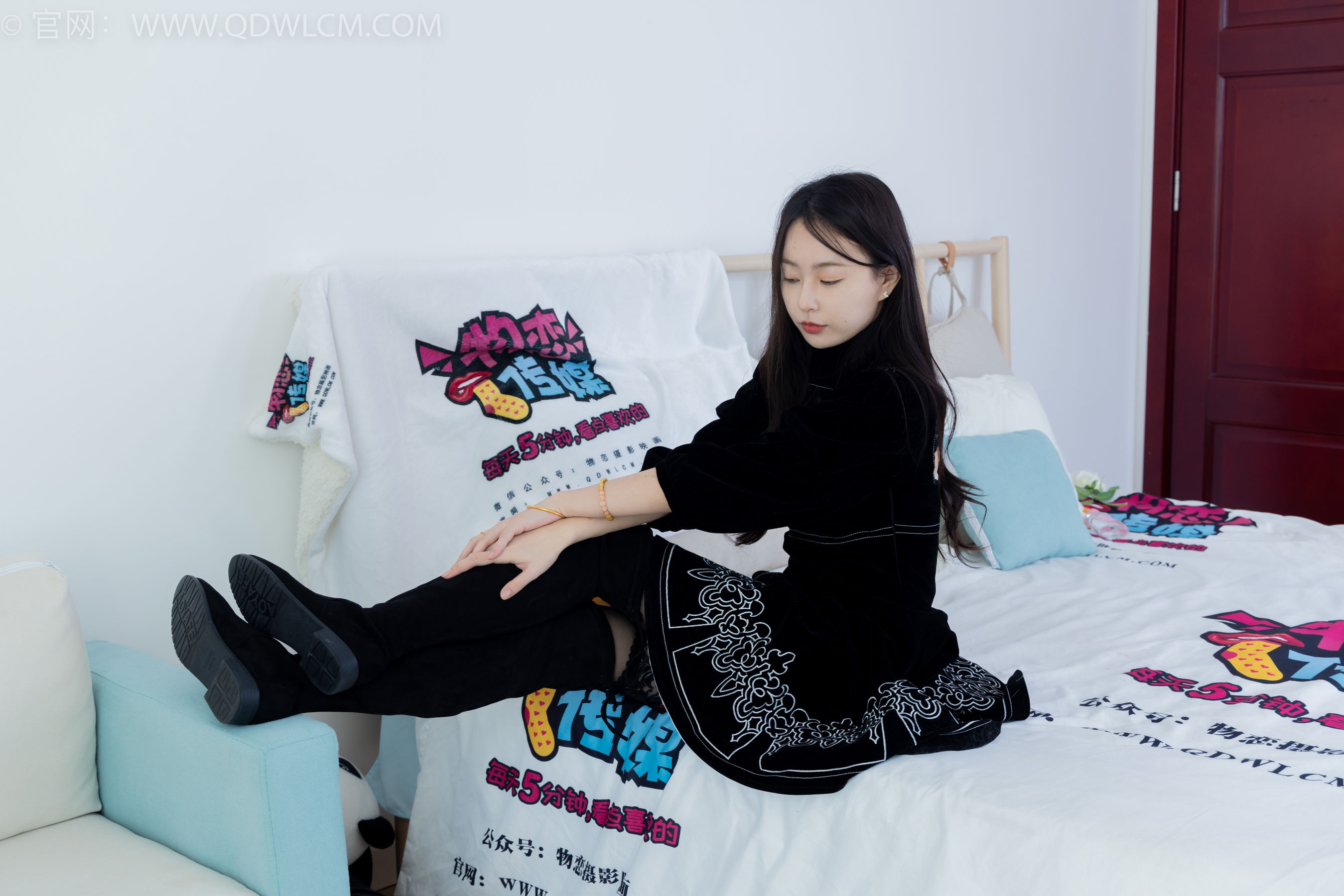 物恋传媒 No.1844 美兔 -有些答案不必等