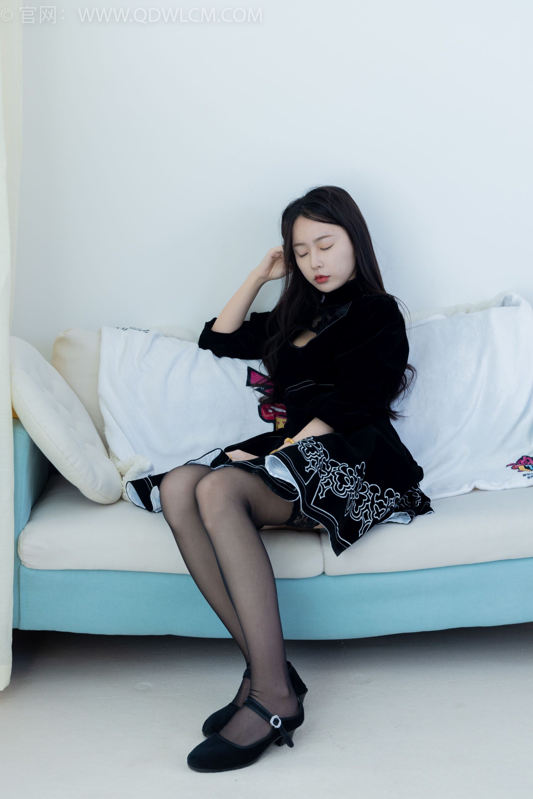 物恋传媒 No.1844 美兔 -有些答案不必等