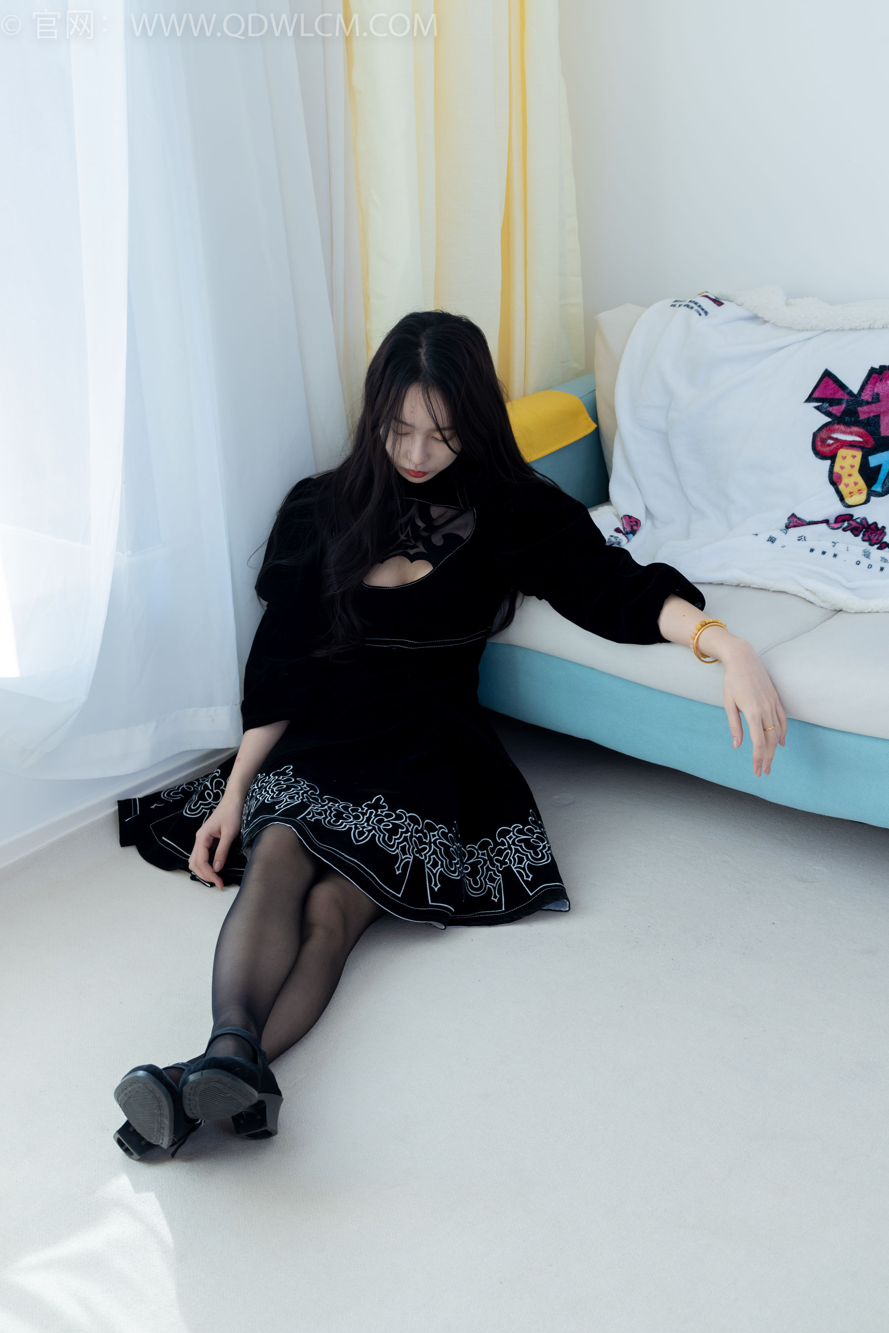 物恋传媒 No.1844 美兔 -有些答案不必等