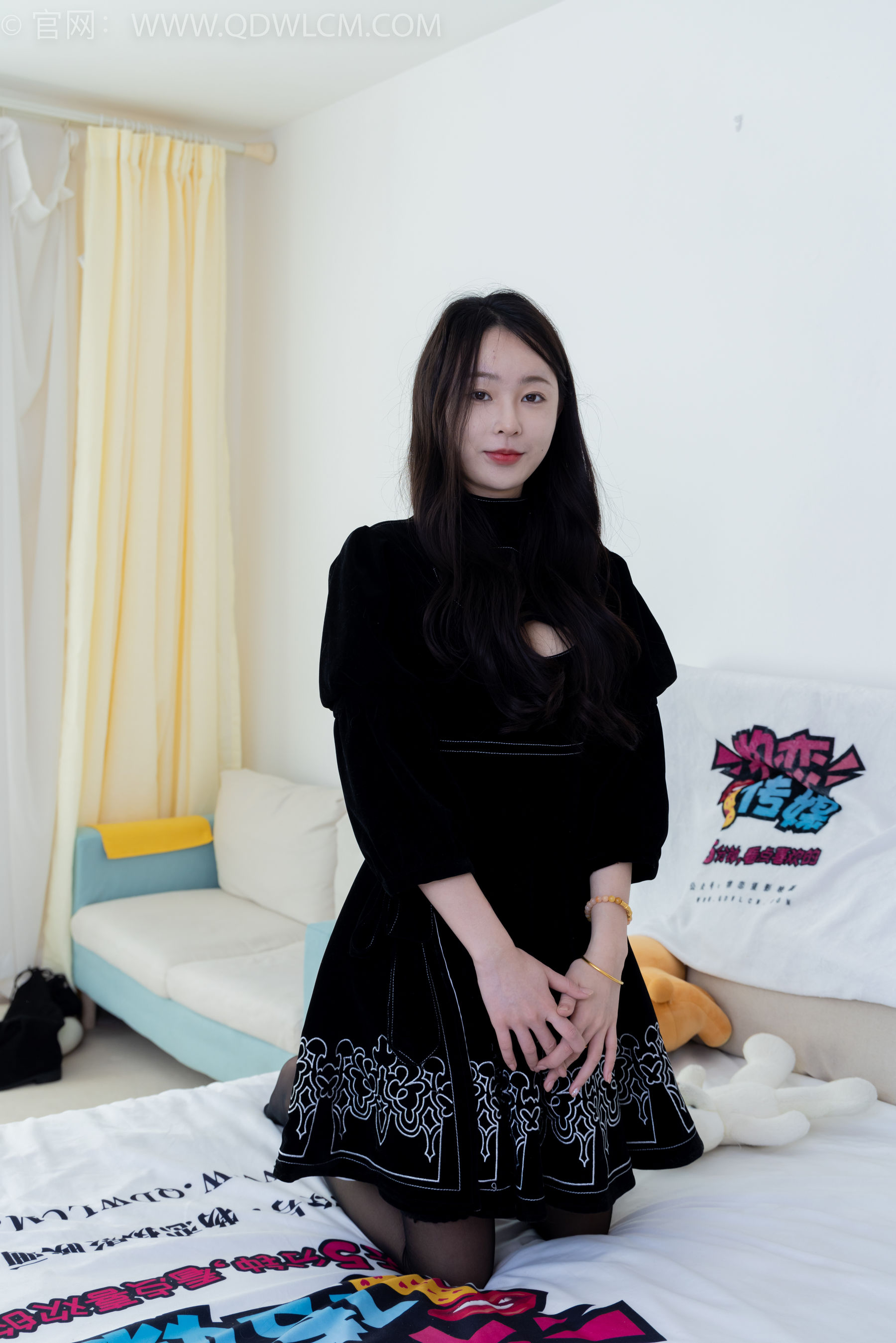 物恋传媒 No.1844 美兔 -有些答案不必等
