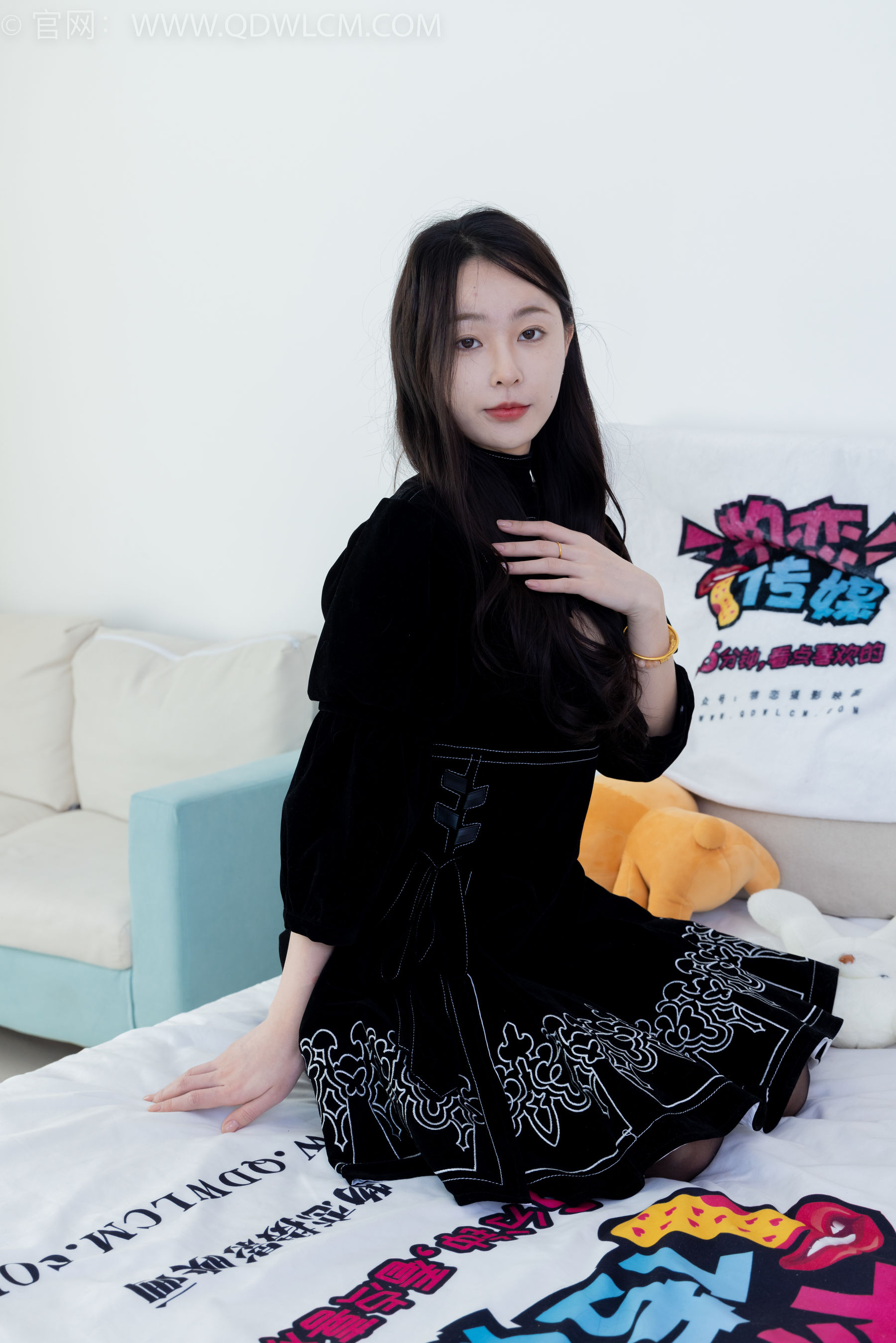 物恋传媒 No.1844 美兔 -有些答案不必等