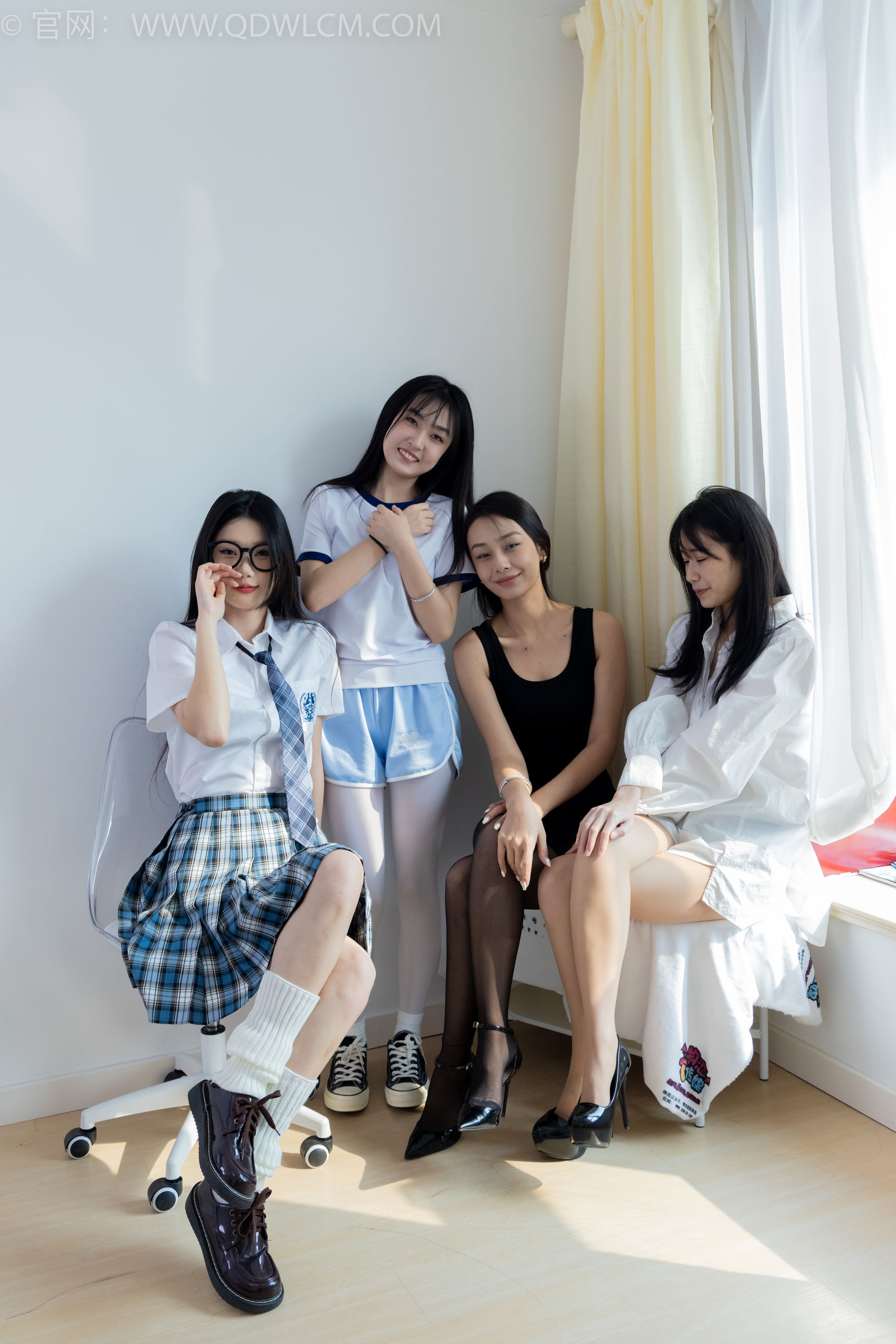 物恋传媒 No.1851 菜菜&岚岚&小竹&嘉木 -新春快乐