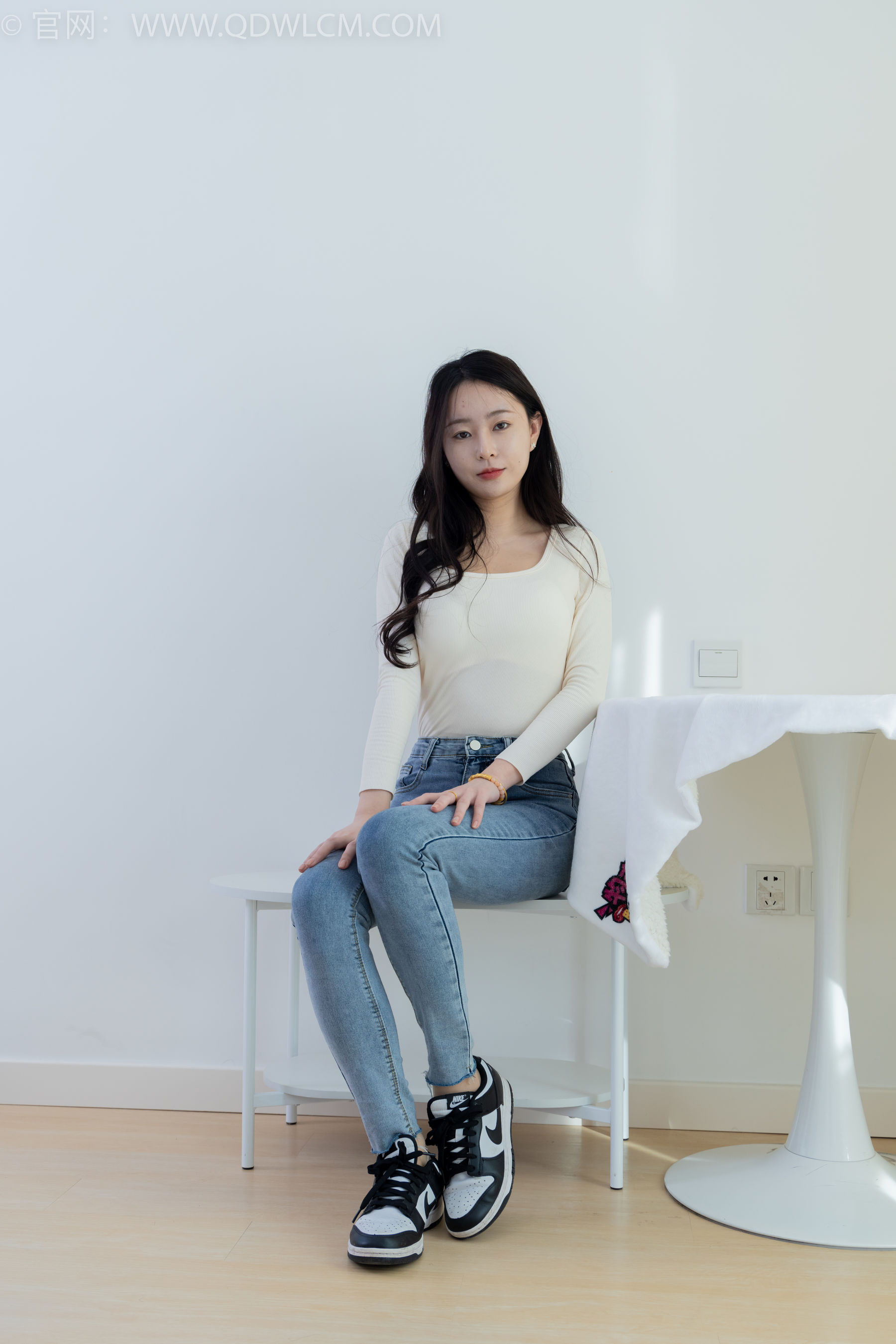 物恋传媒 No.1861 美兔 -放纵的滋味