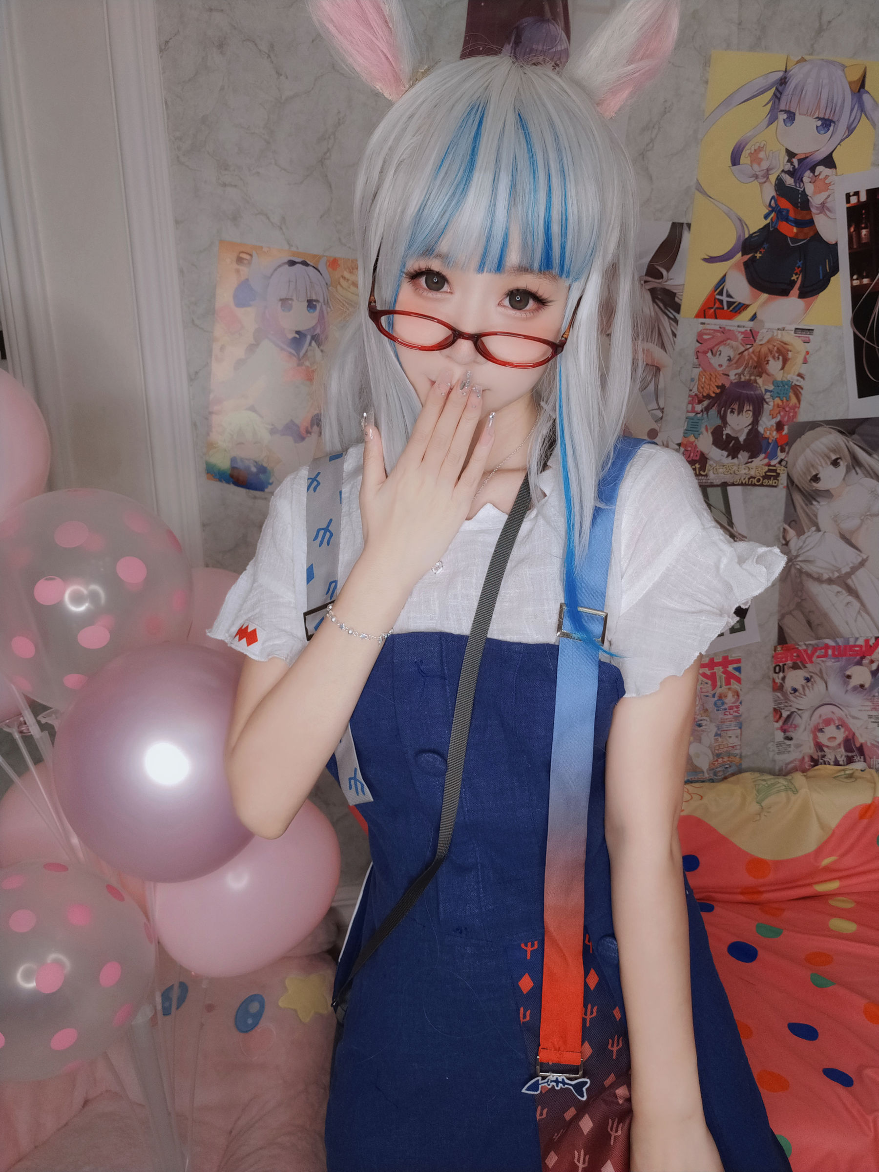 萌妹子Coser 摇摇乐 yoyo fantia GawrGura