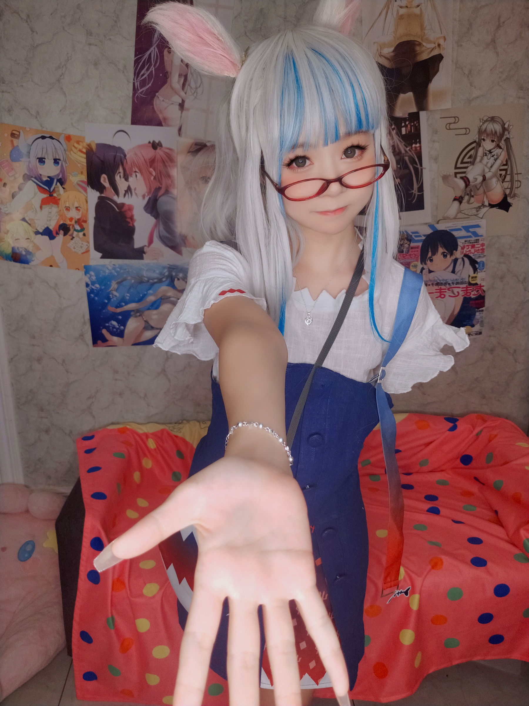 萌妹子Coser 摇摇乐 yoyo fantia GawrGura