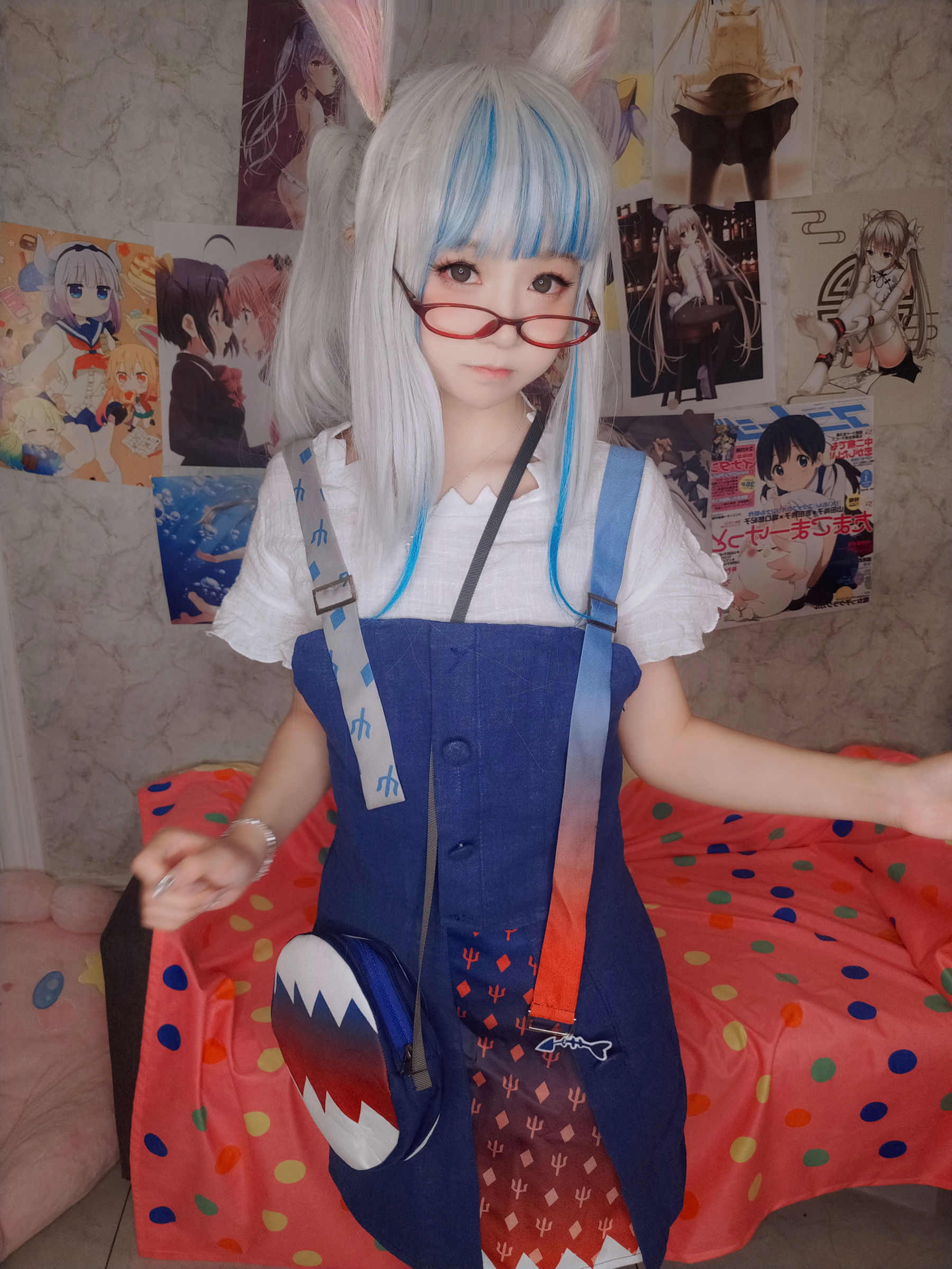 萌妹子Coser 摇摇乐 yoyo fantia GawrGura