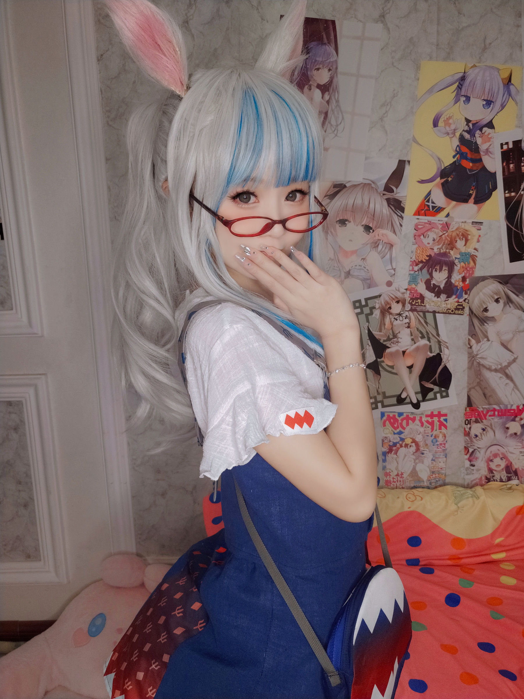 萌妹子Coser 摇摇乐 yoyo fantia GawrGura