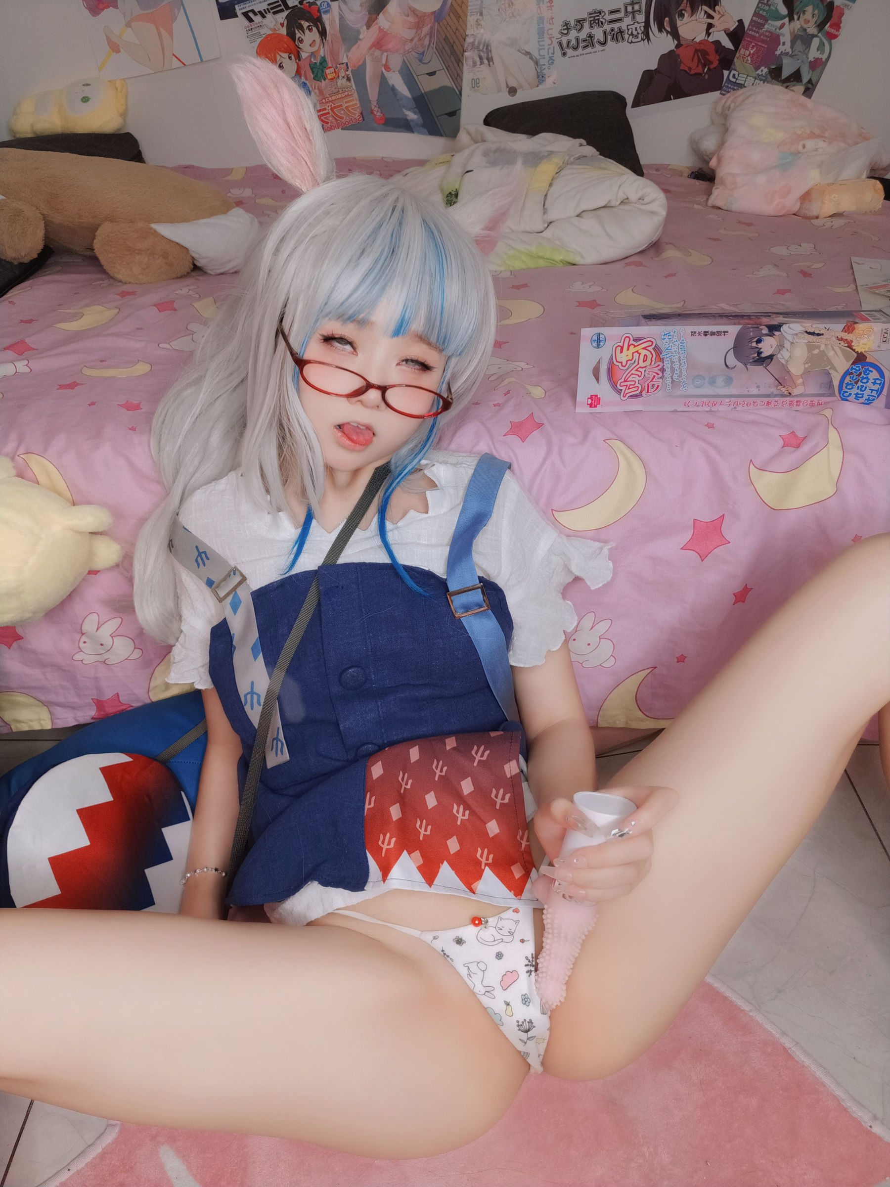 萌妹子Coser 摇摇乐 yoyo fantia GawrGura