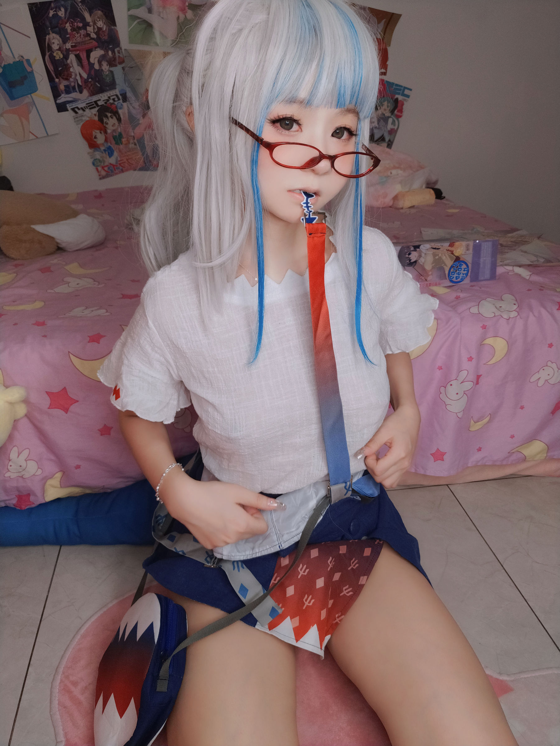 萌妹子Coser 摇摇乐 yoyo fantia GawrGura