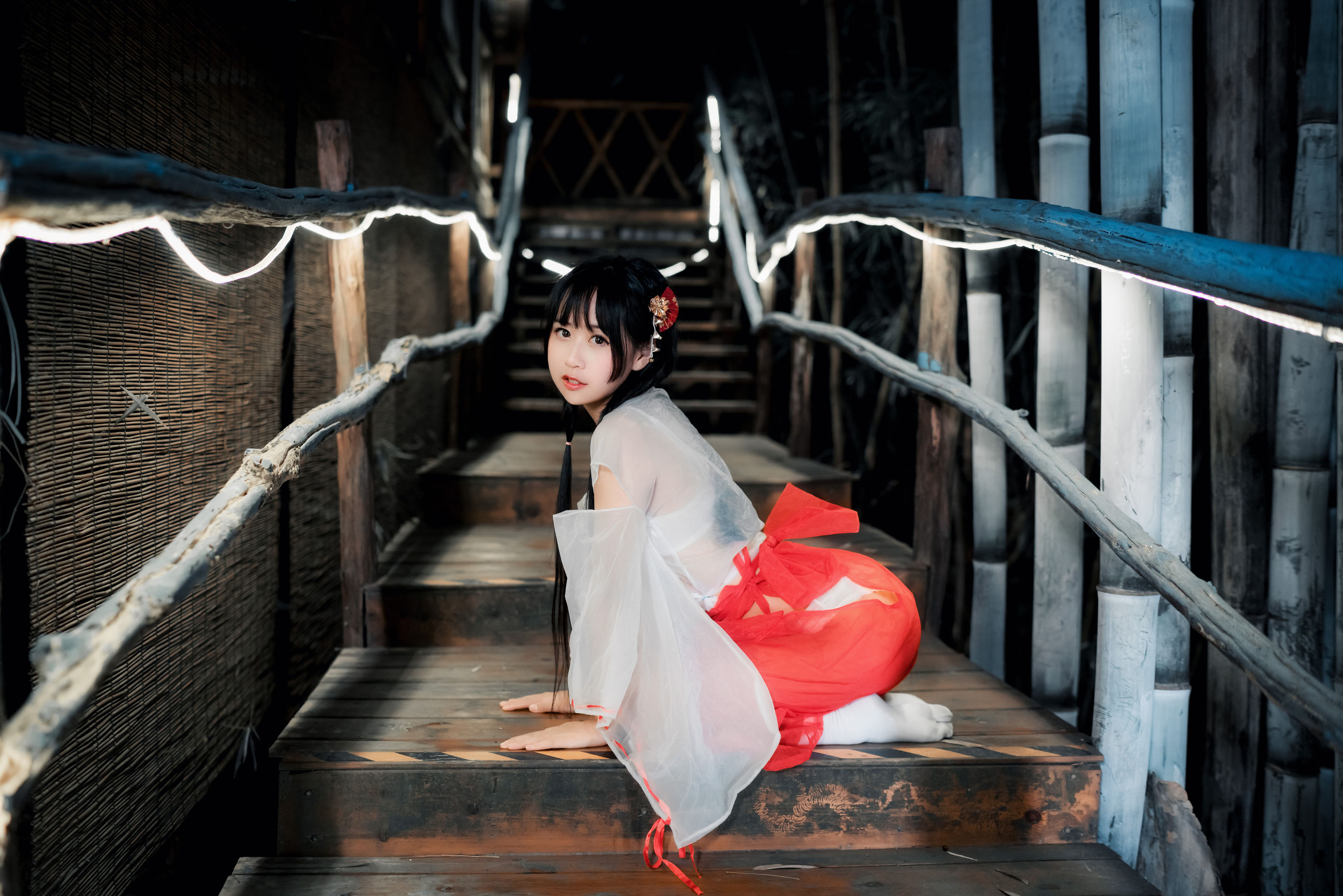 阳光美少女 萌芽儿o0 - 巫女