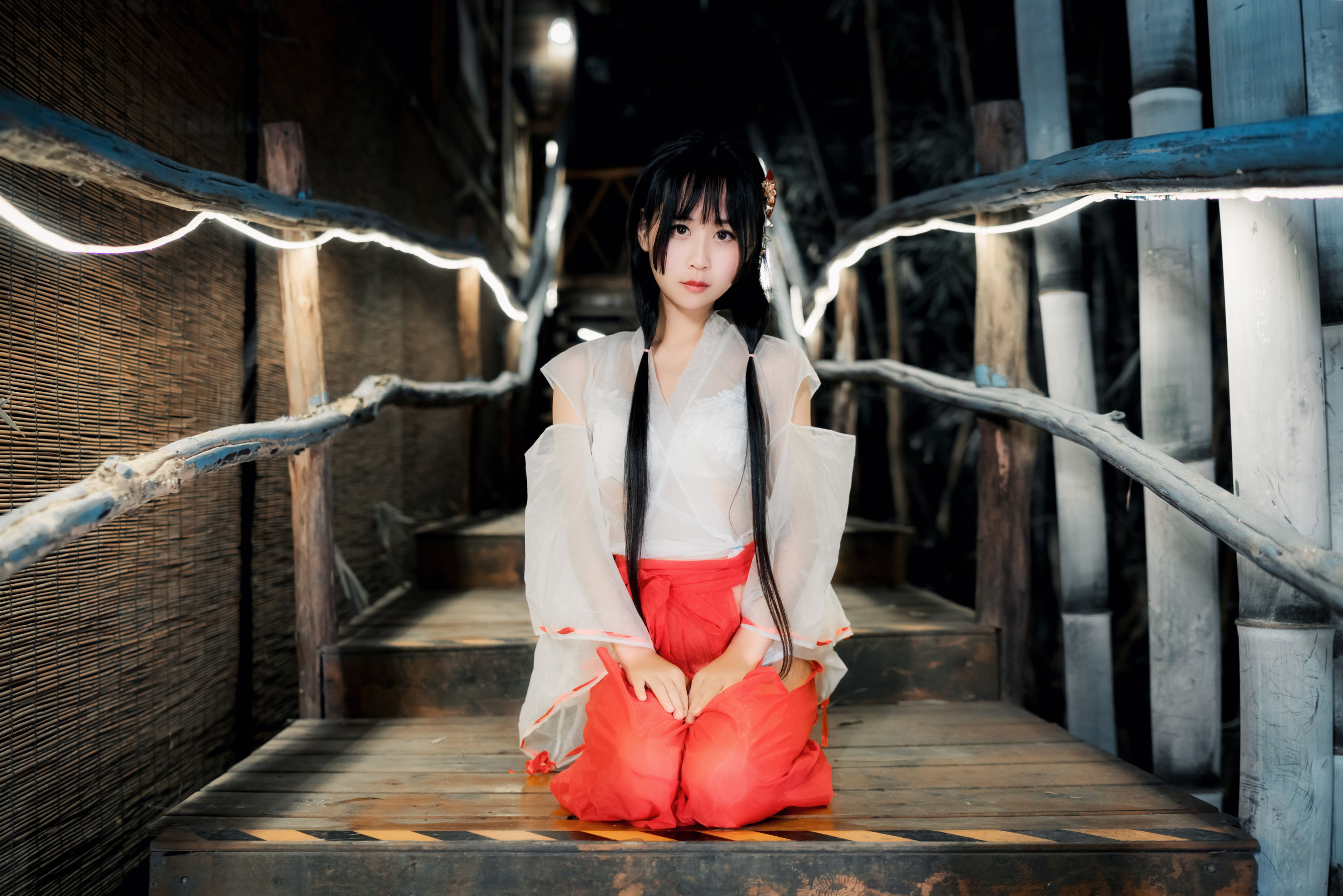 阳光美少女 萌芽儿o0 - 巫女
