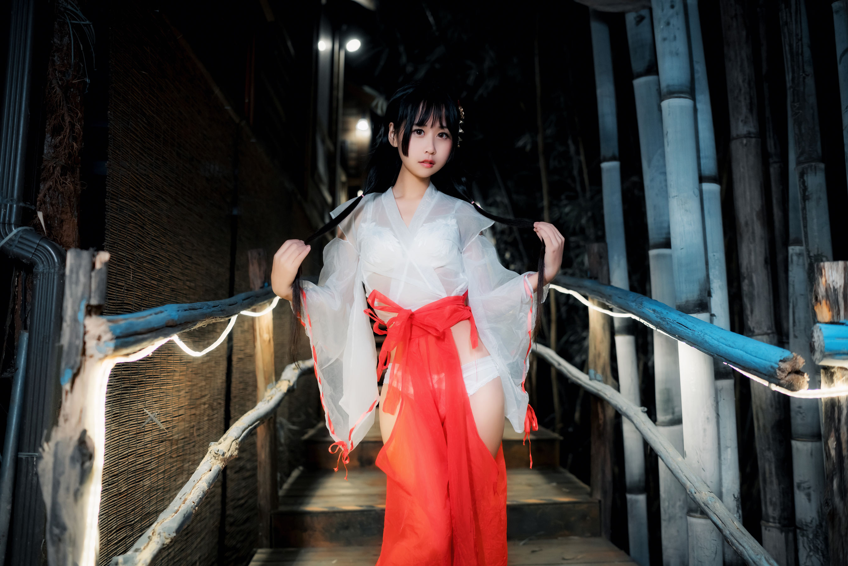 阳光美少女 萌芽儿o0 - 巫女