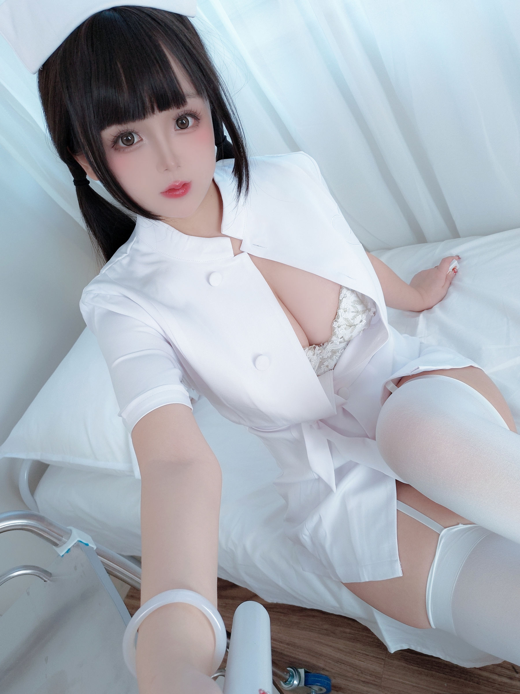 Cosplay日奈娇 - 诊所护士