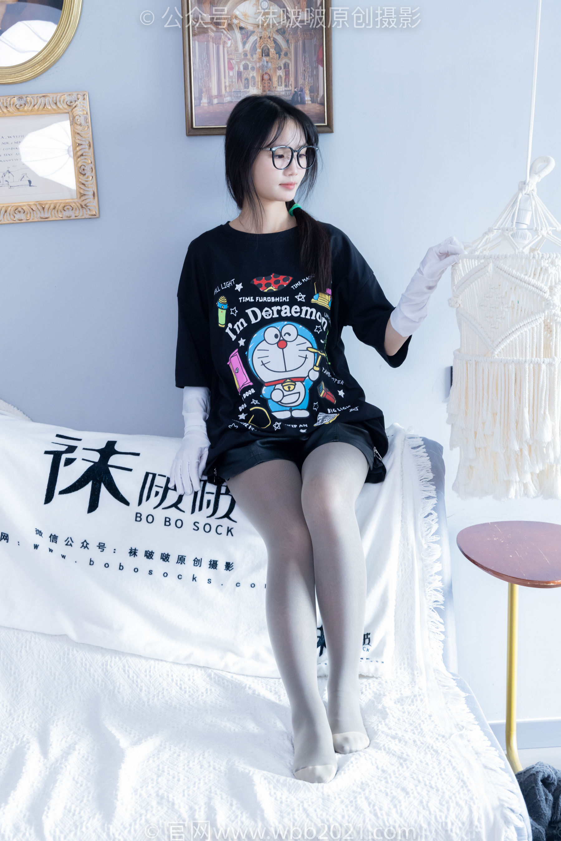 BoBoSocks袜啵啵 No.343 甜甜圈 -高跟长靴、黑丝打底、肉丝
