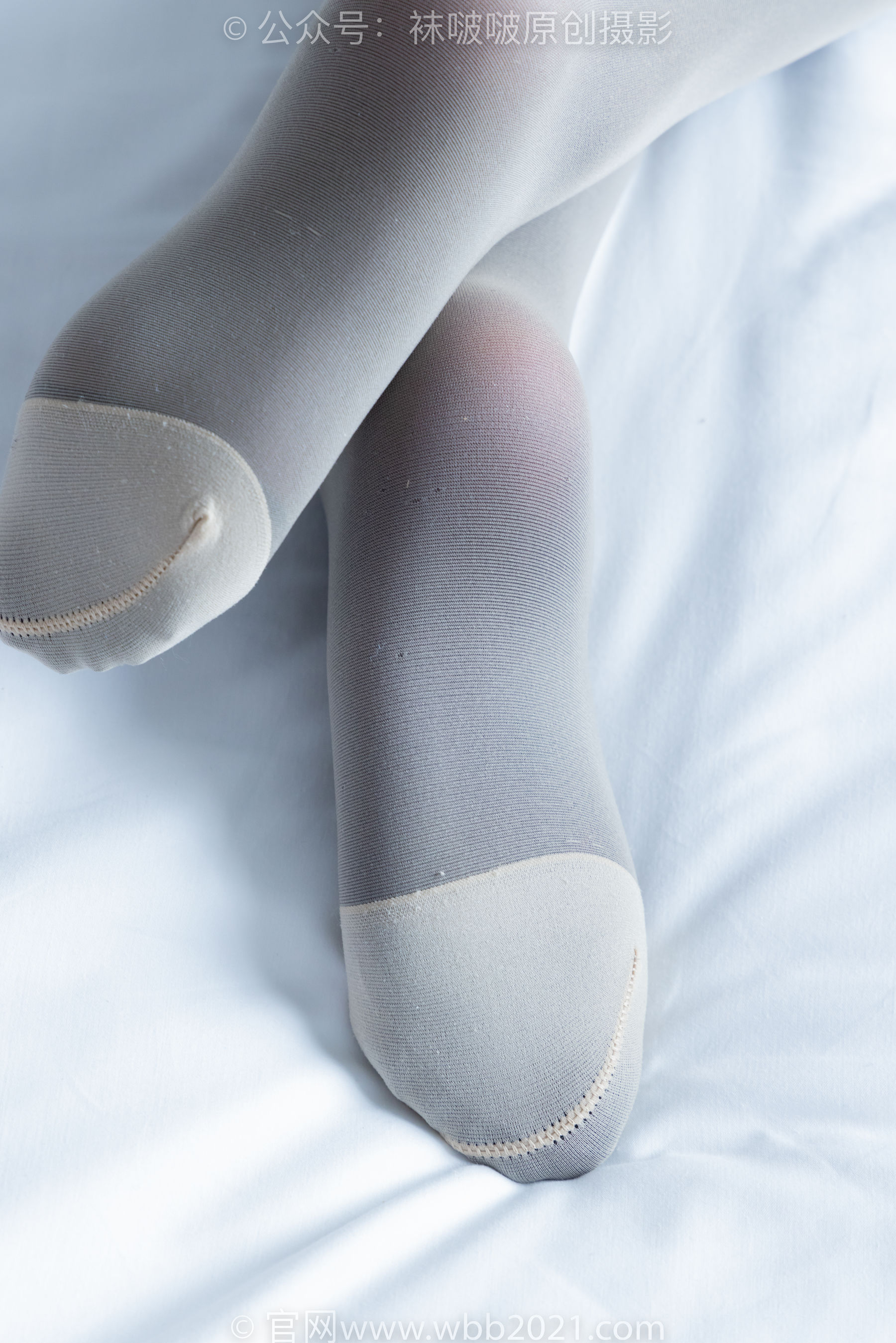 BoBoSocks袜啵啵 No.343 甜甜圈 -高跟长靴、黑丝打底、肉丝