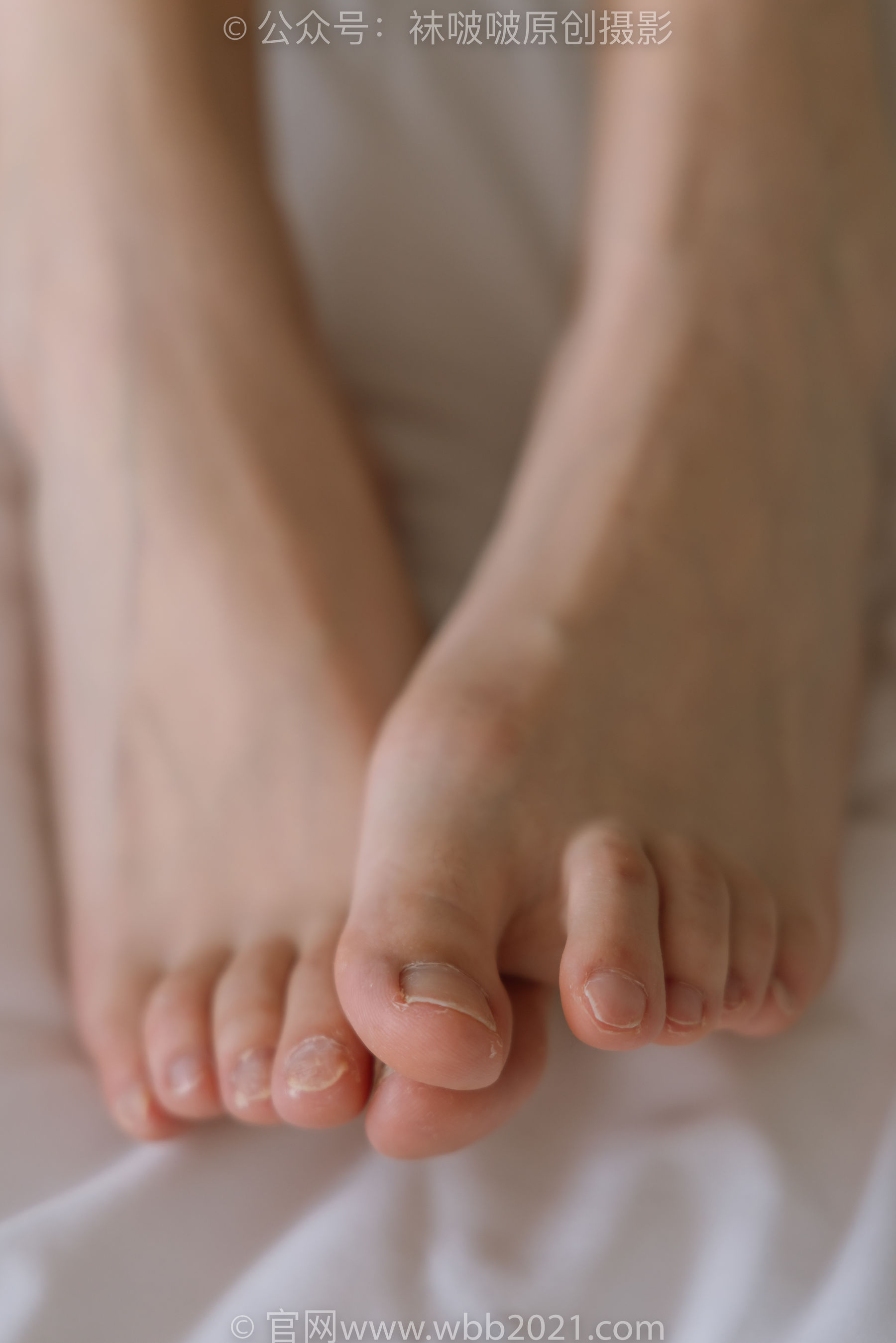 BoBoSocks袜啵啵 No.348 小甜豆 -两双高跟鞋、厚白丝大腿袜、裸足