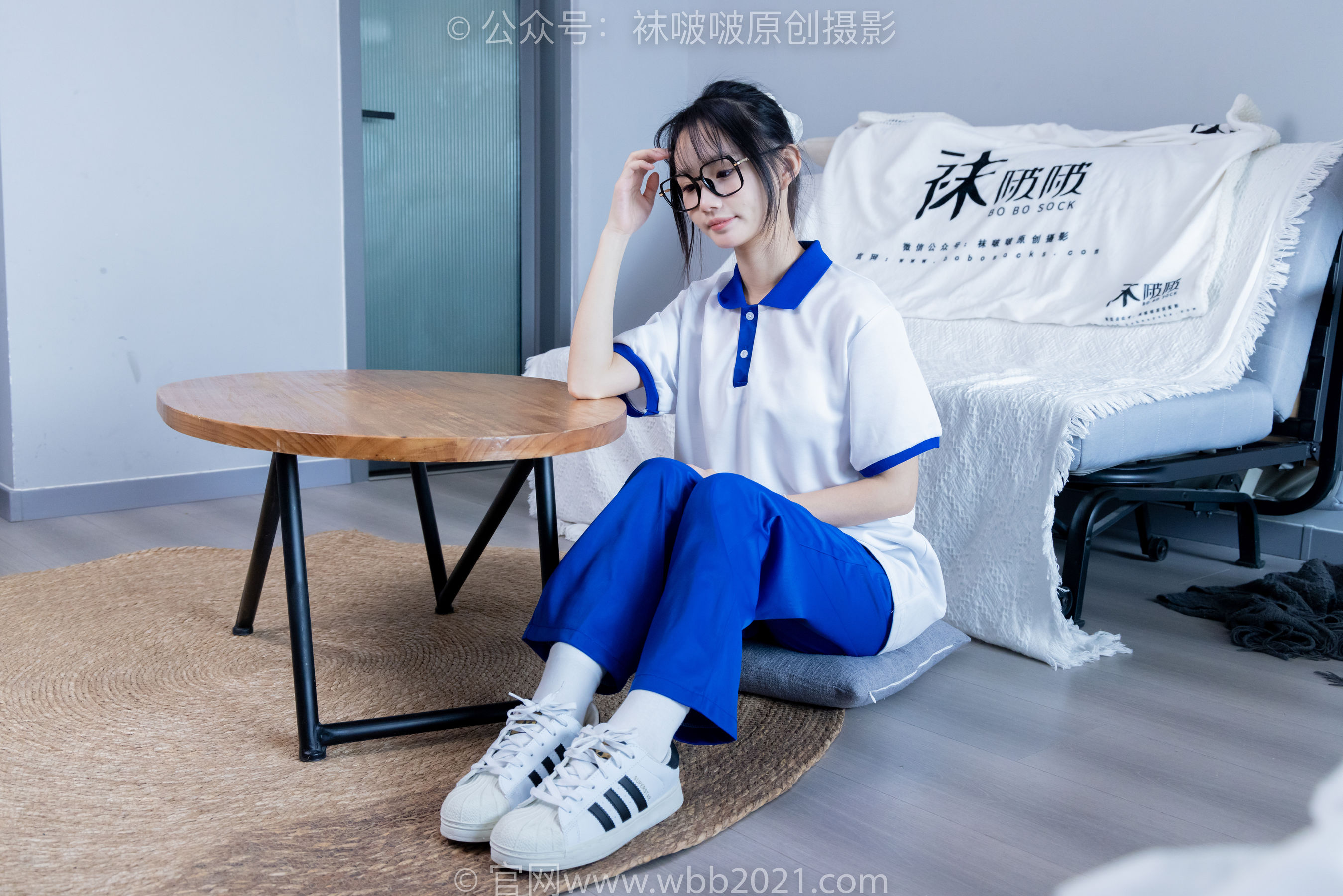 BoBoSocks袜啵啵 No.351 甜甜圈 -板鞋、白棉袜、肉丝、校服裤里丝