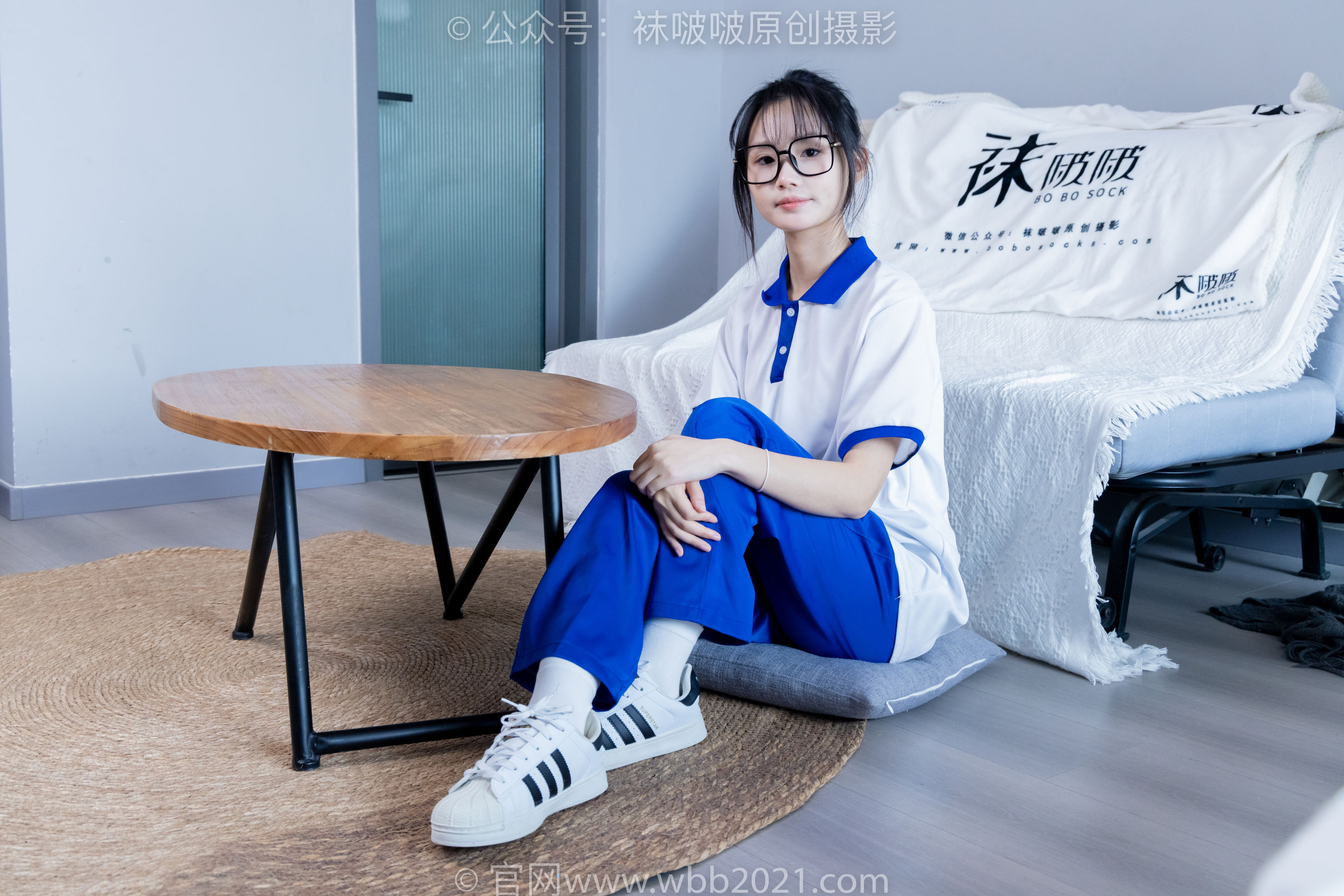 BoBoSocks袜啵啵 No.351 甜甜圈 -板鞋、白棉袜、肉丝、校服裤里丝