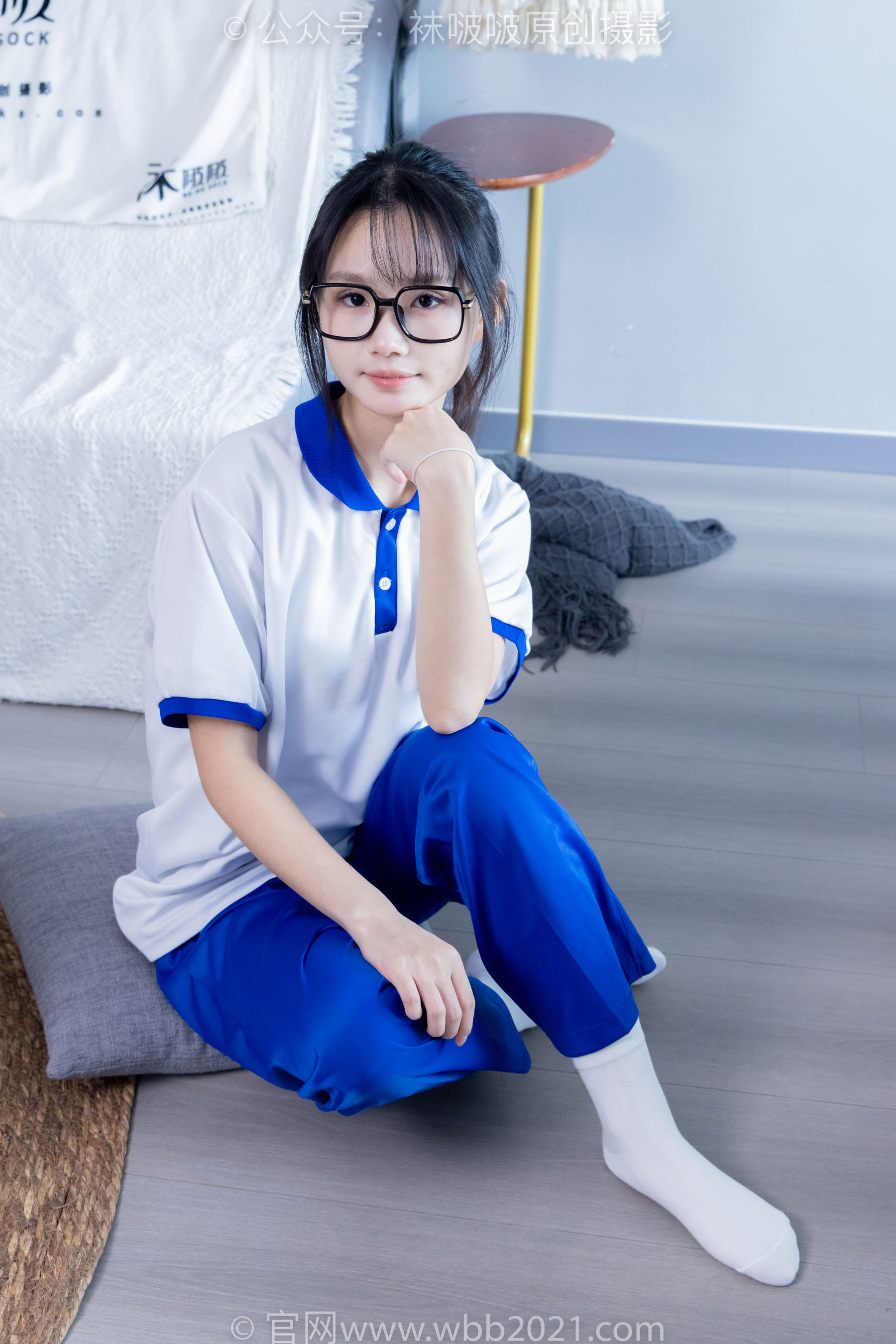 BoBoSocks袜啵啵 No.351 甜甜圈 -板鞋、白棉袜、肉丝、校服裤里丝