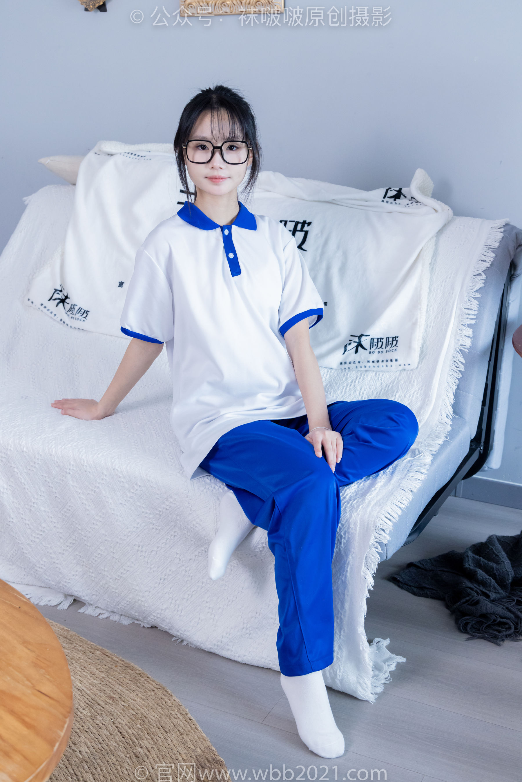 BoBoSocks袜啵啵 No.351 甜甜圈 -板鞋、白棉袜、肉丝、校服裤里丝