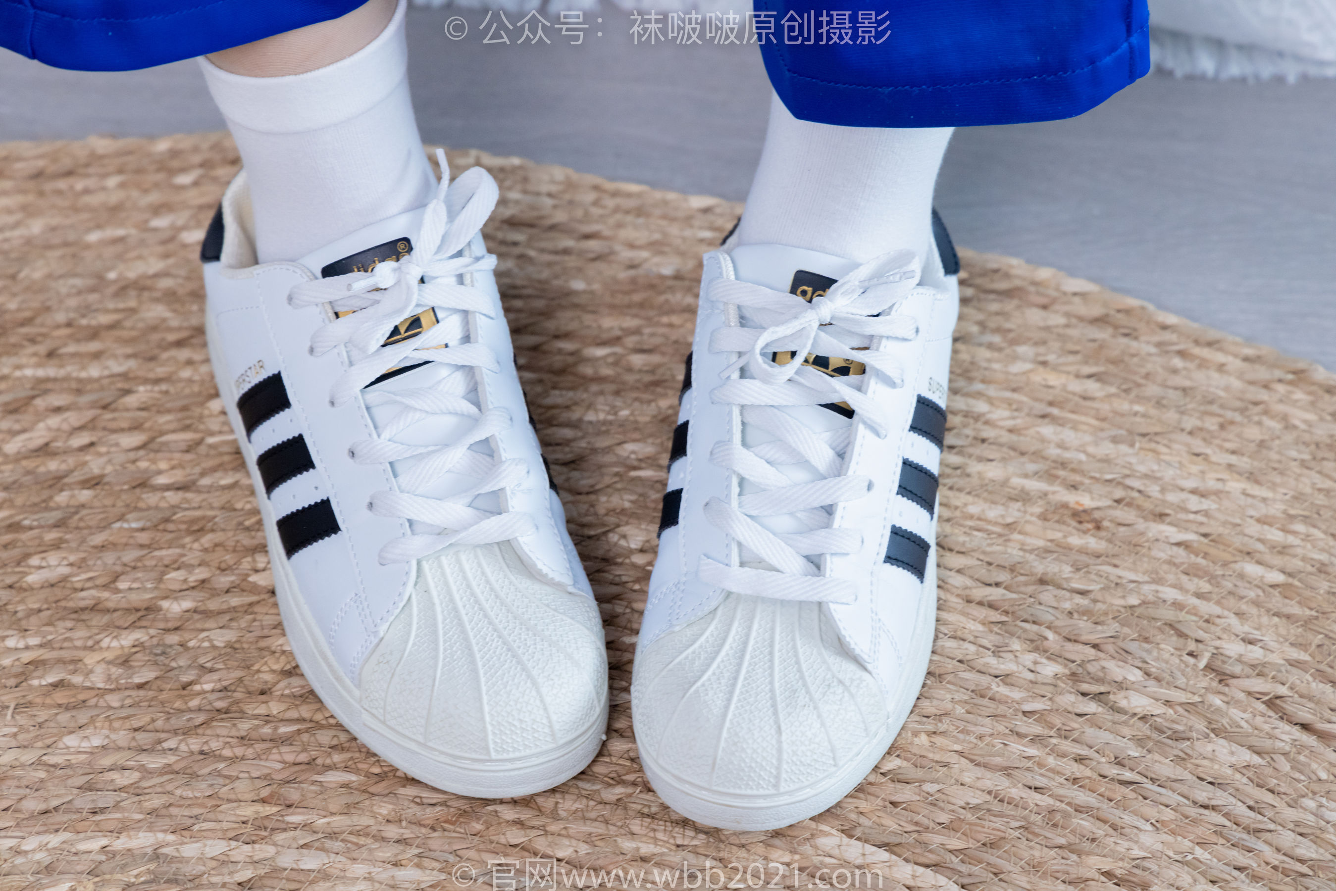 BoBoSocks袜啵啵 No.351 甜甜圈 -板鞋、白棉袜、肉丝、校服裤里丝
