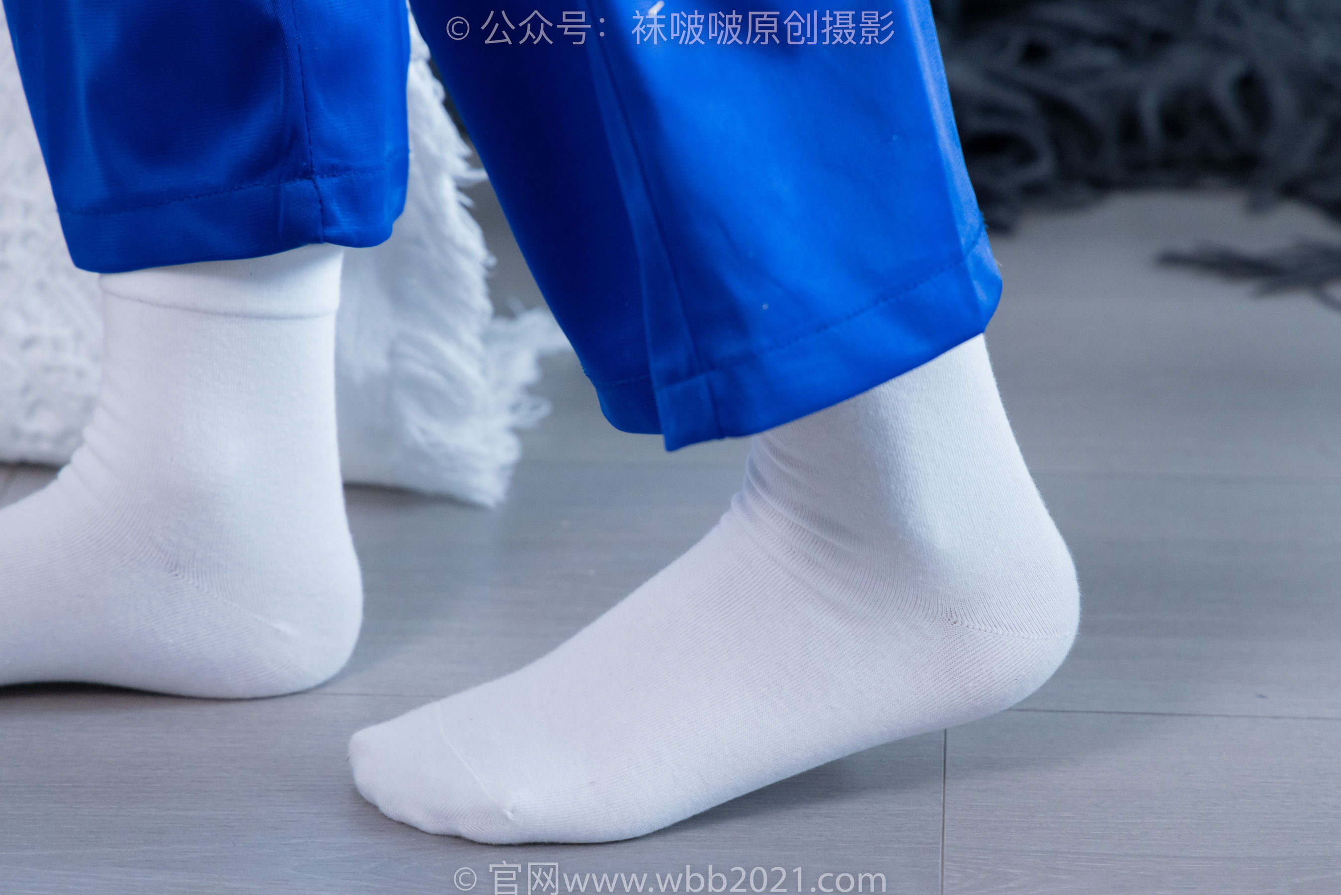 BoBoSocks袜啵啵 No.351 甜甜圈 -板鞋、白棉袜、肉丝、校服裤里丝
