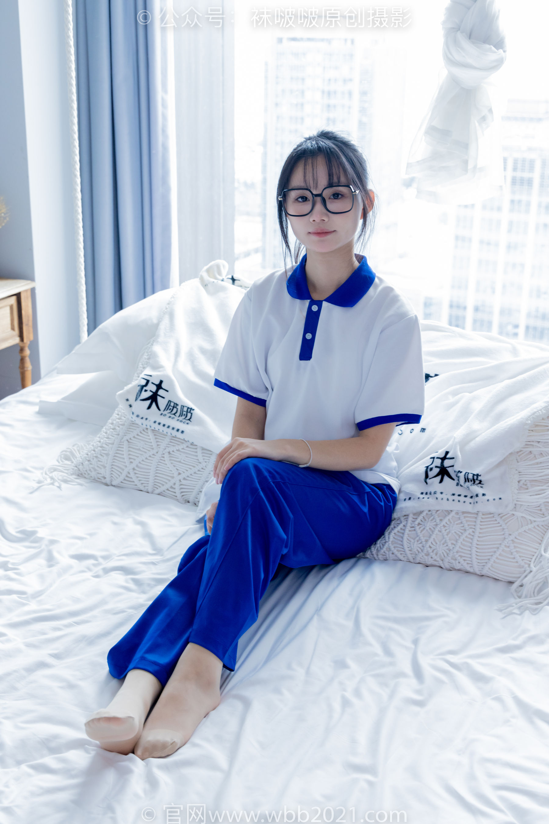 BoBoSocks袜啵啵 No.351 甜甜圈 -板鞋、白棉袜、肉丝、校服裤里丝