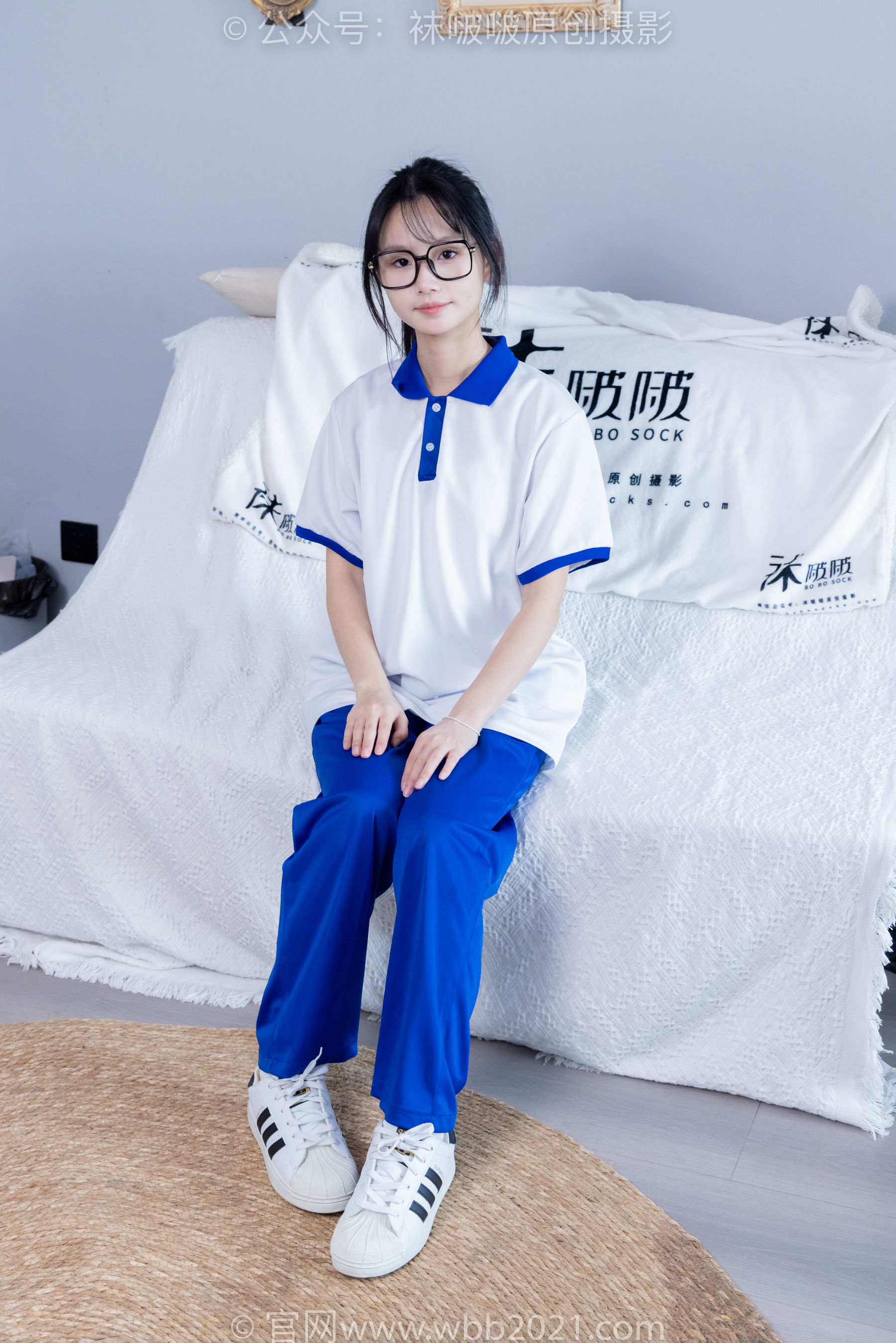 BoBoSocks袜啵啵 No.351 甜甜圈 -板鞋、白棉袜、肉丝、校服裤里丝