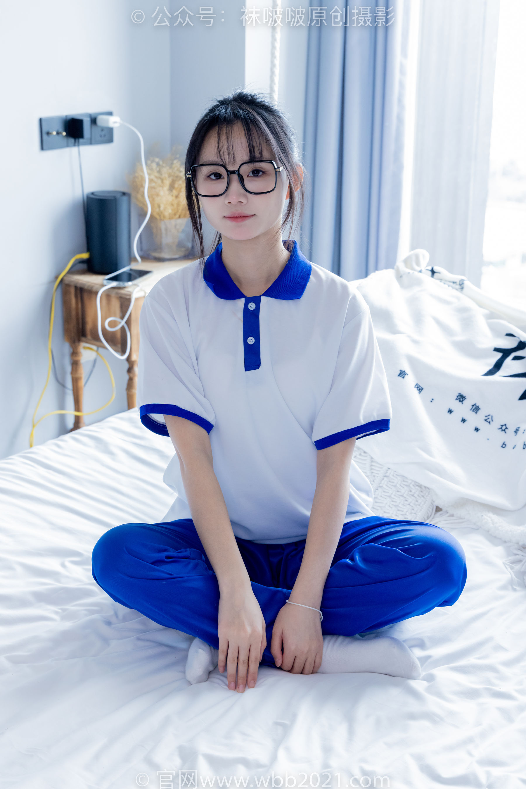 BoBoSocks袜啵啵 No.351 甜甜圈 -板鞋、白棉袜、肉丝、校服裤里丝