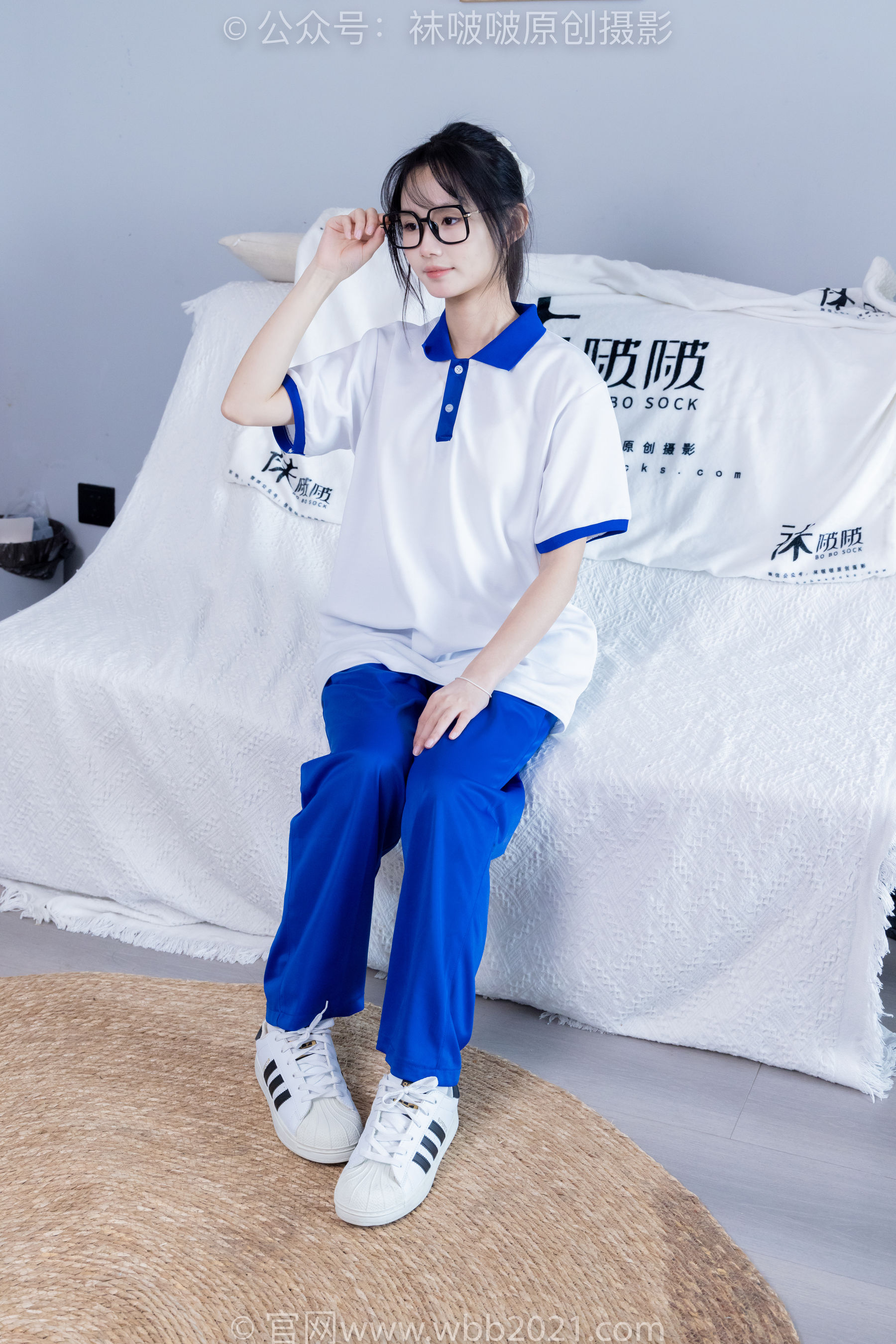 BoBoSocks袜啵啵 No.351 甜甜圈 -板鞋、白棉袜、肉丝、校服裤里丝