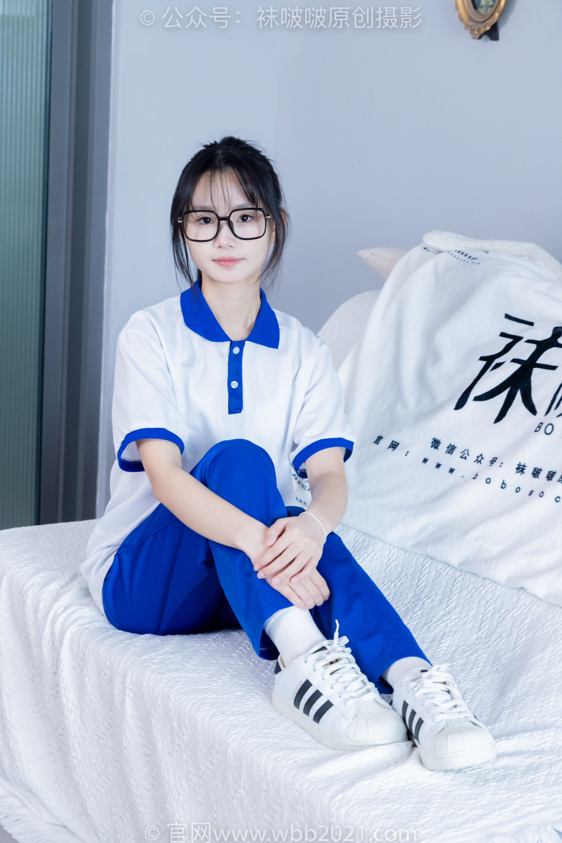 BoBoSocks袜啵啵 No.351 甜甜圈 -板鞋、白棉袜、肉丝、校服裤里丝