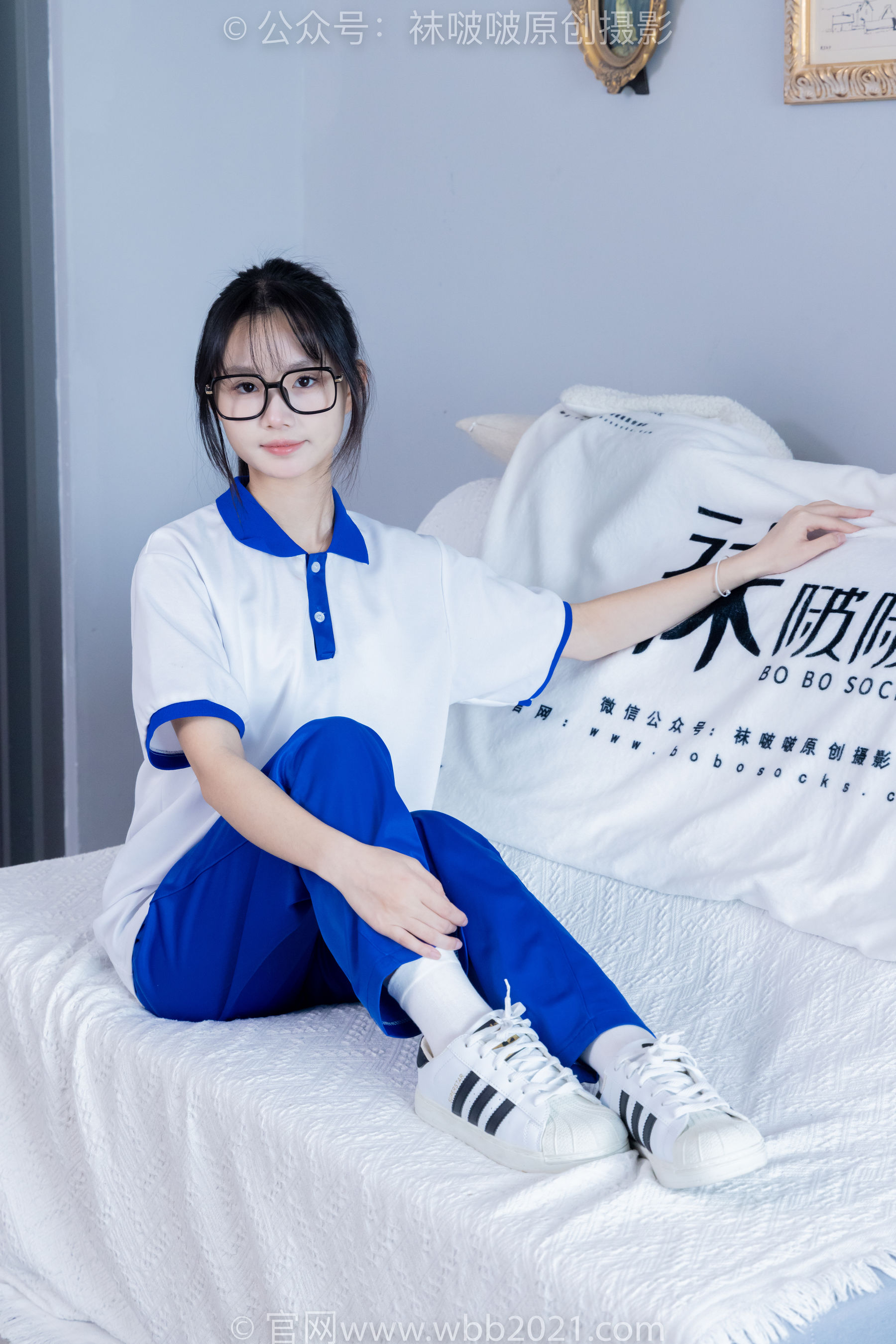 BoBoSocks袜啵啵 No.351 甜甜圈 -板鞋、白棉袜、肉丝、校服裤里丝