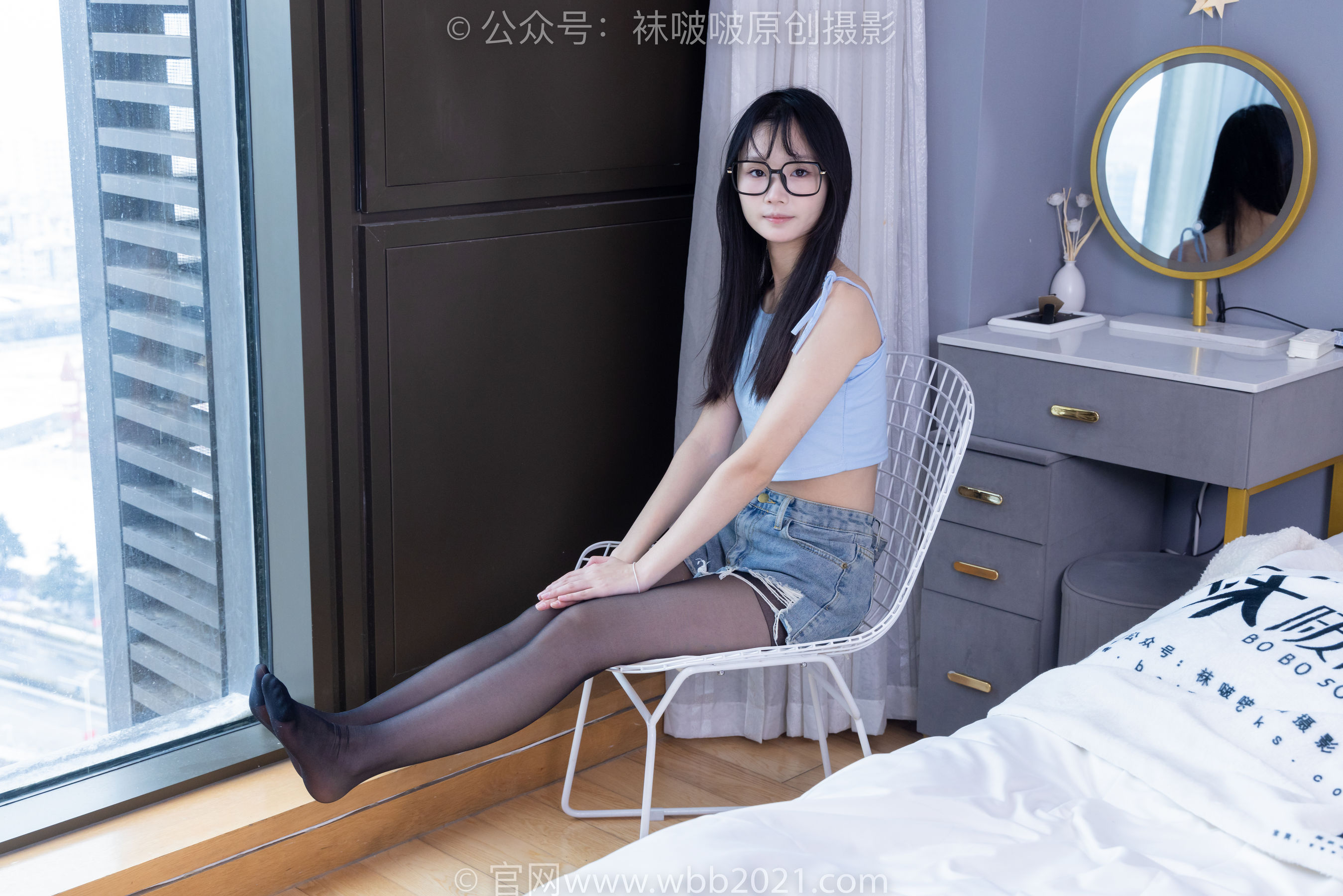 BoBoSocks袜啵啵 No.353 甜甜圈 -高跟鞋、黑丝、裸足