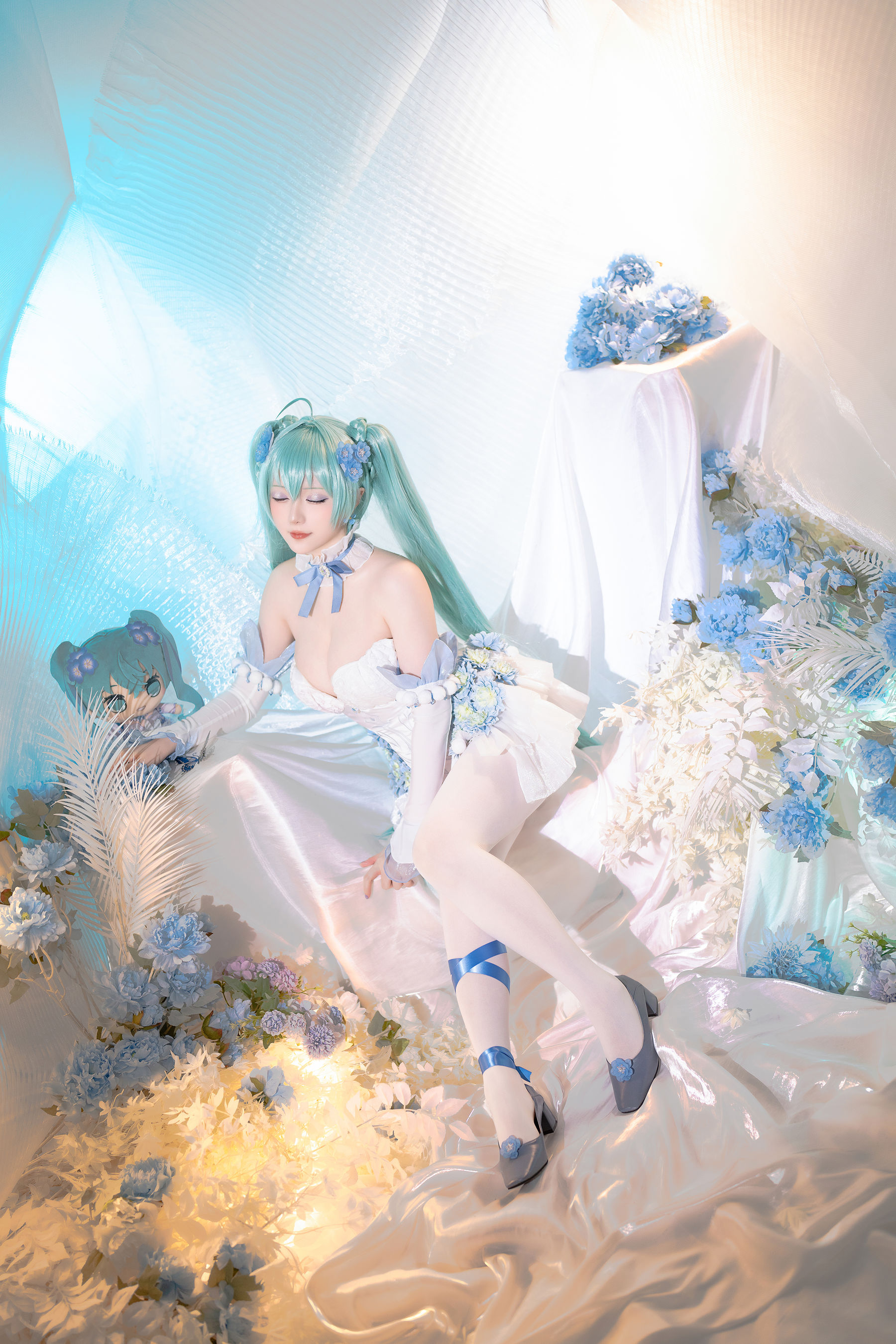 Coser小姐姐 星之迟迟 - 初音未来 粉蝶花精灵