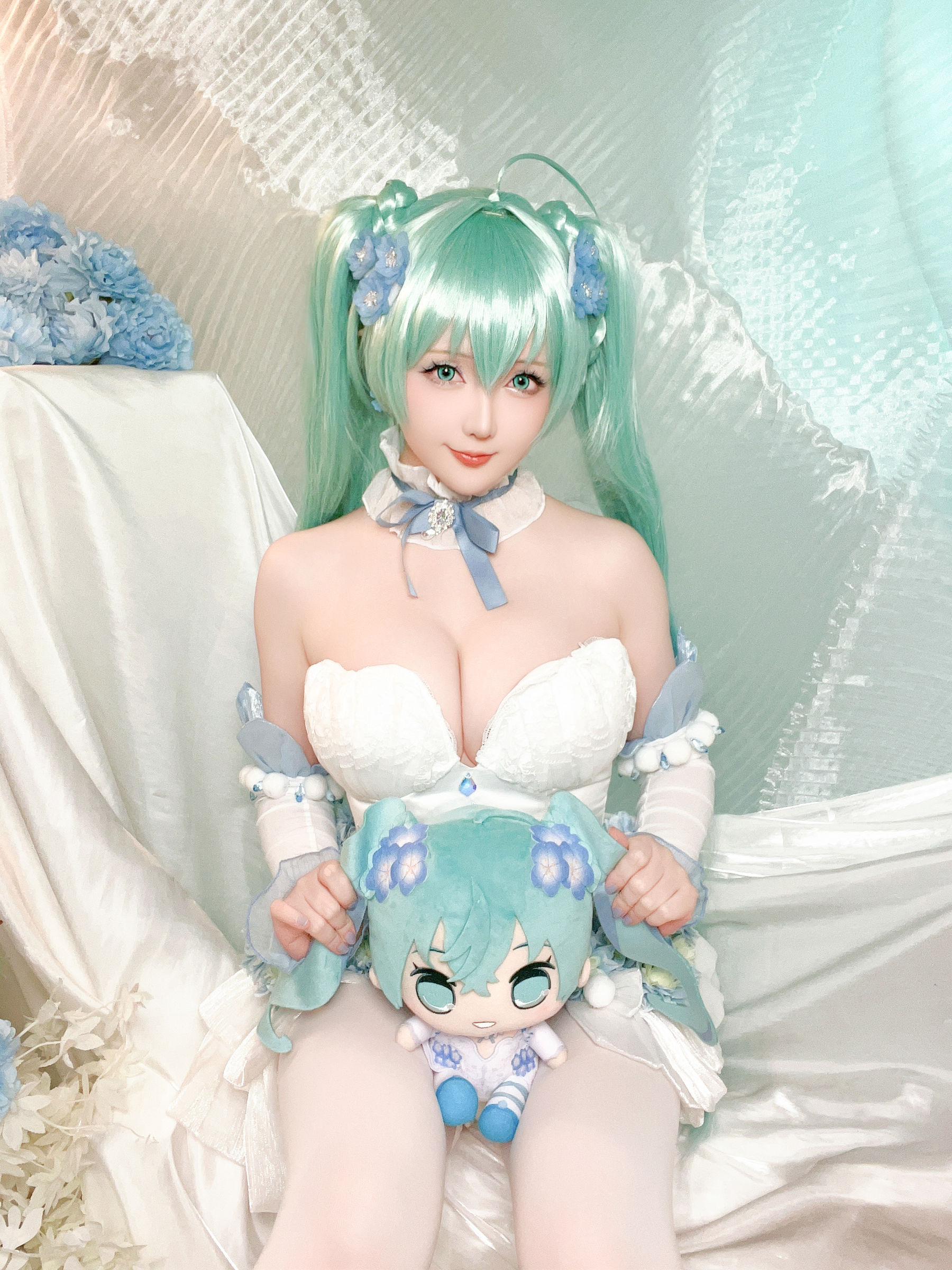 Coser小姐姐 星之迟迟 - 初音未来 粉蝶花精灵
