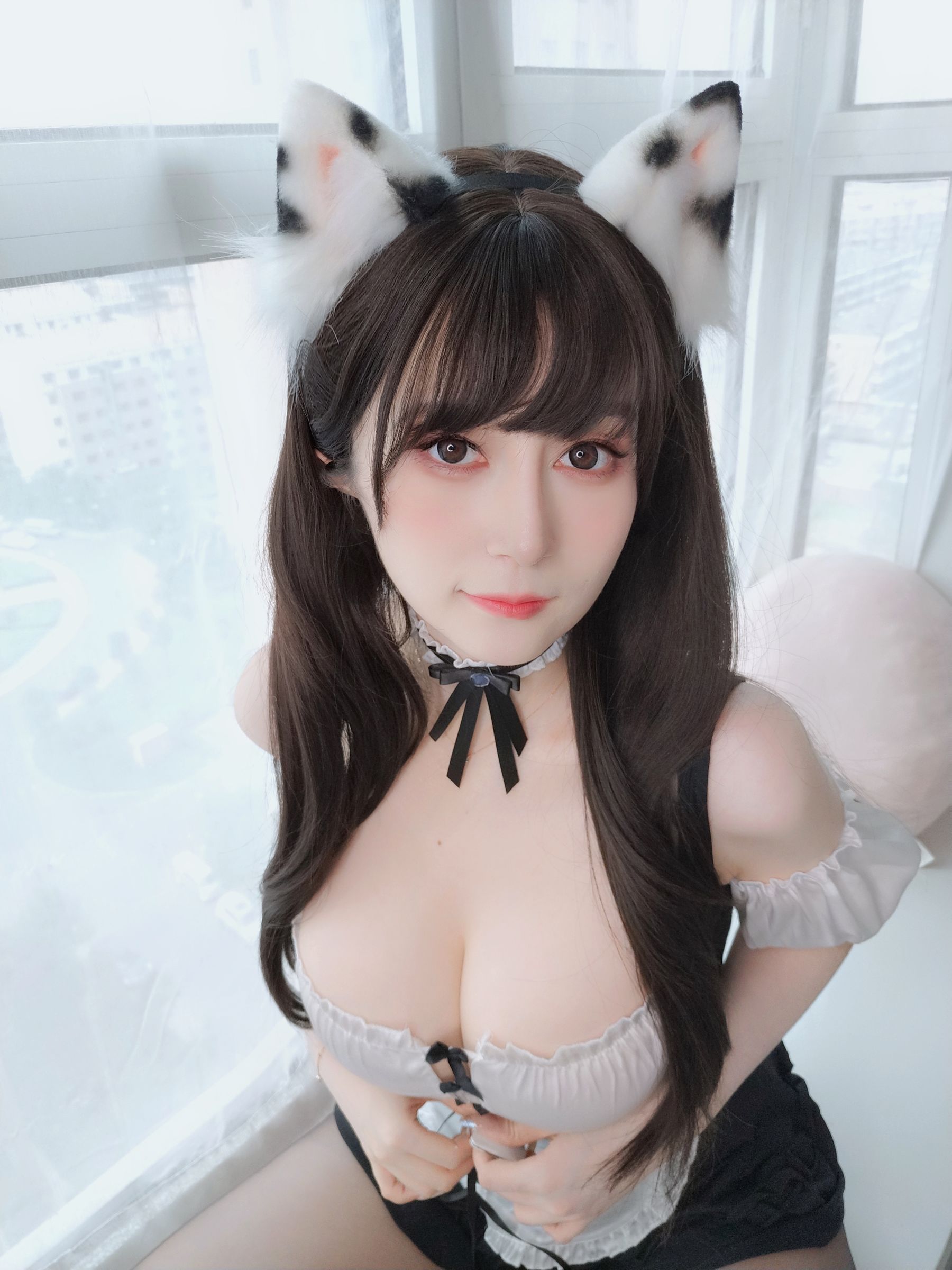 Coser小姐姐 白银 [fantia] 2023年04月 红色上衣