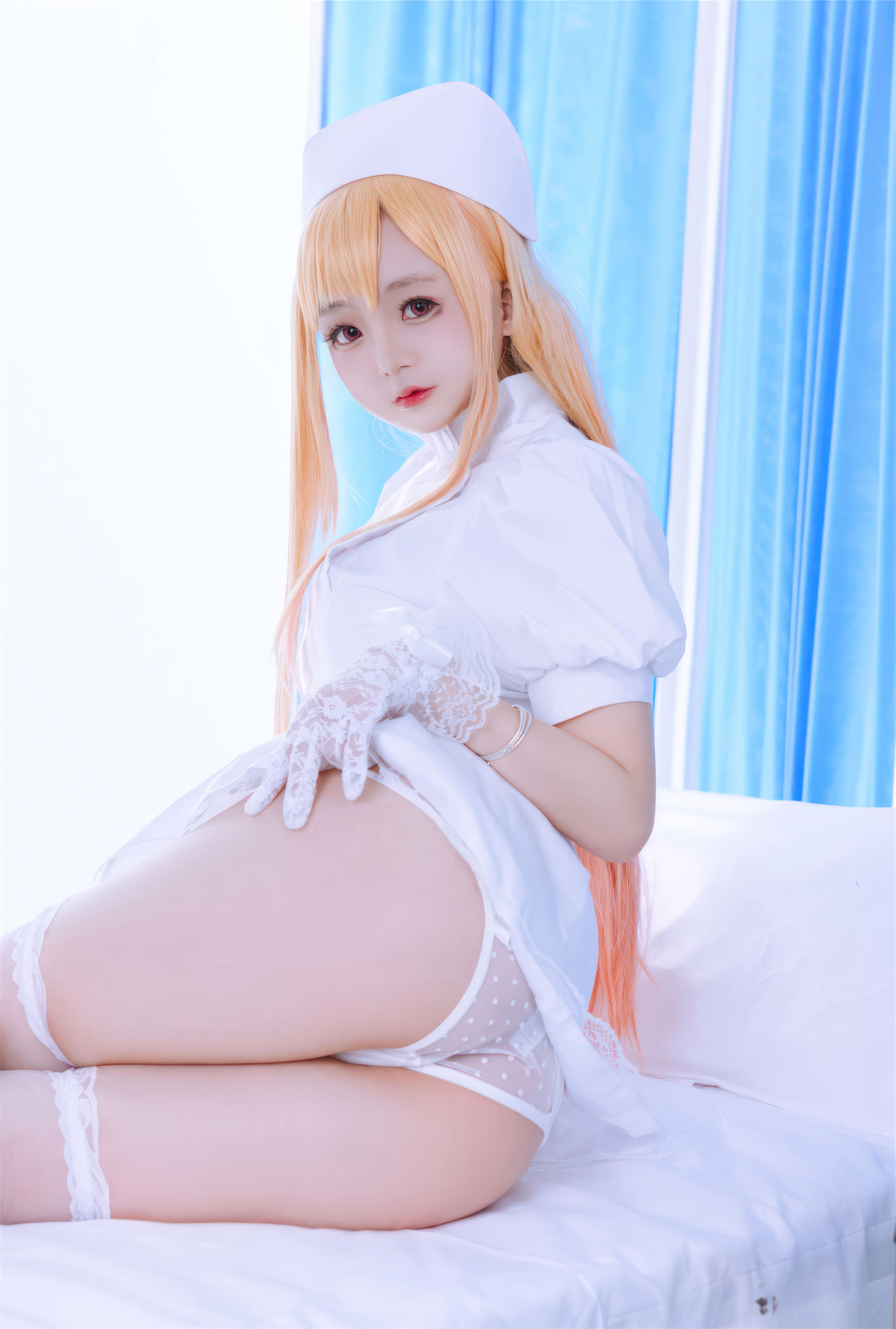 Cosplay 日奈娇 - 喜多川海梦 护士