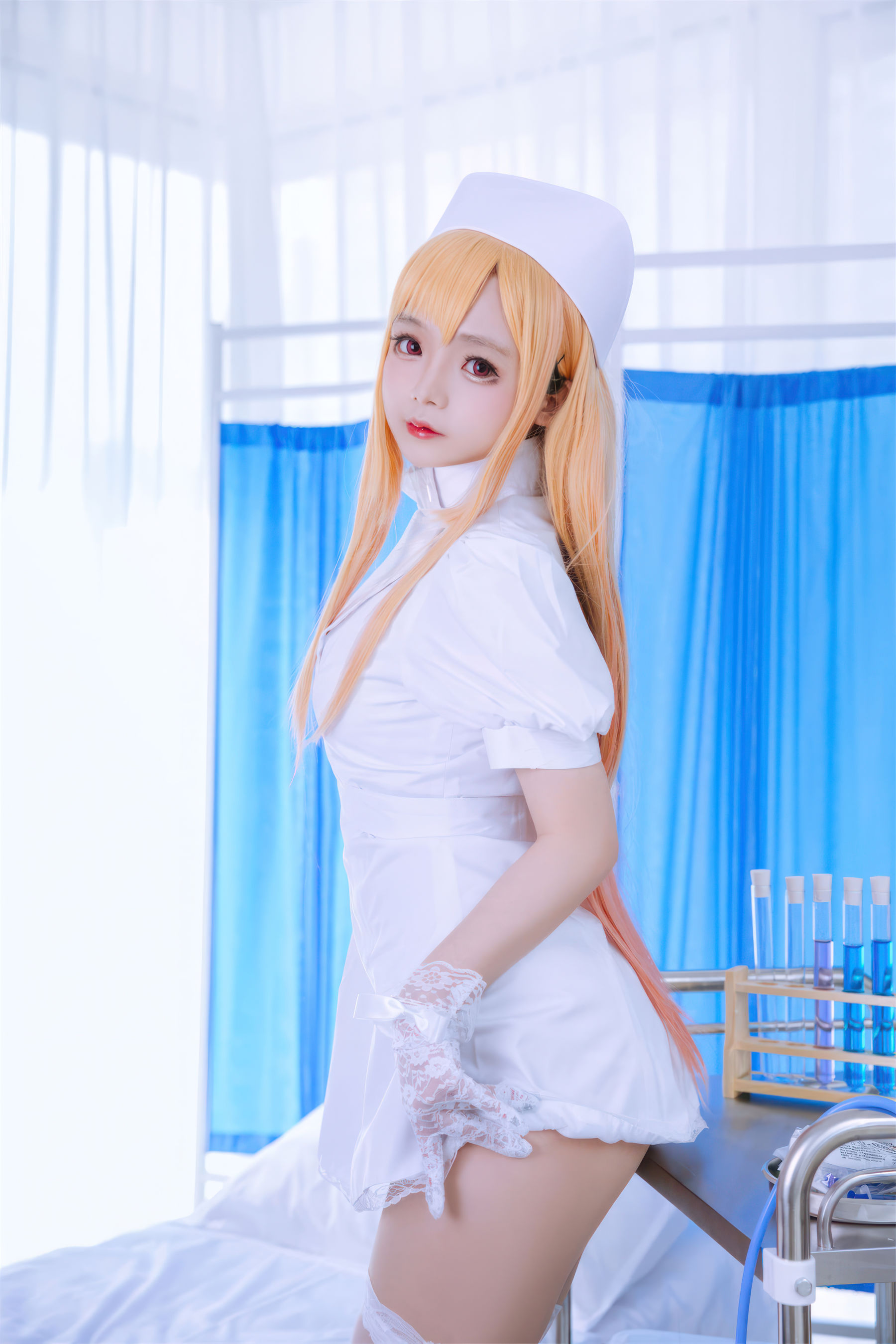 Cosplay 日奈娇 - 喜多川海梦 护士