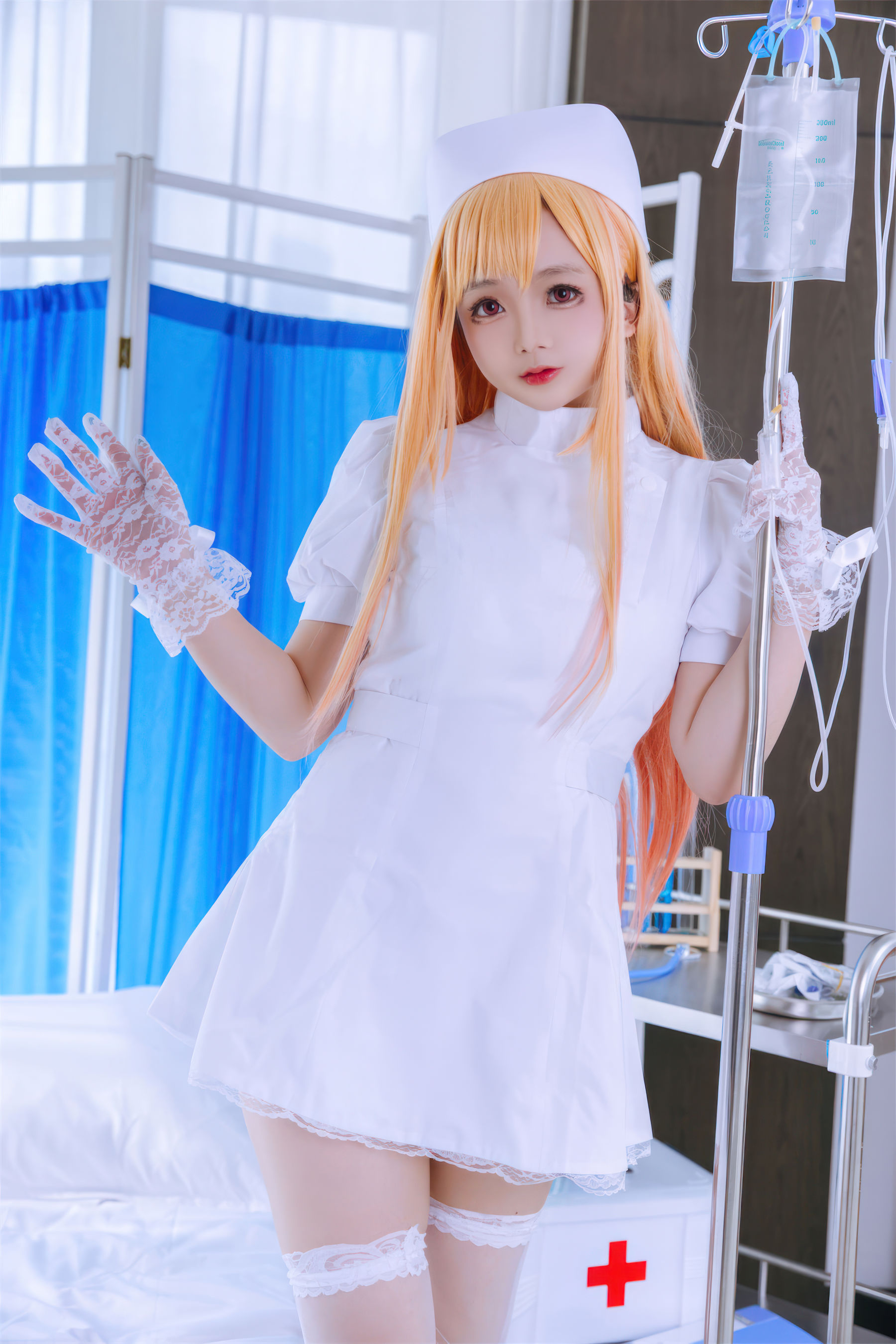 Cosplay 日奈娇 - 喜多川海梦 护士