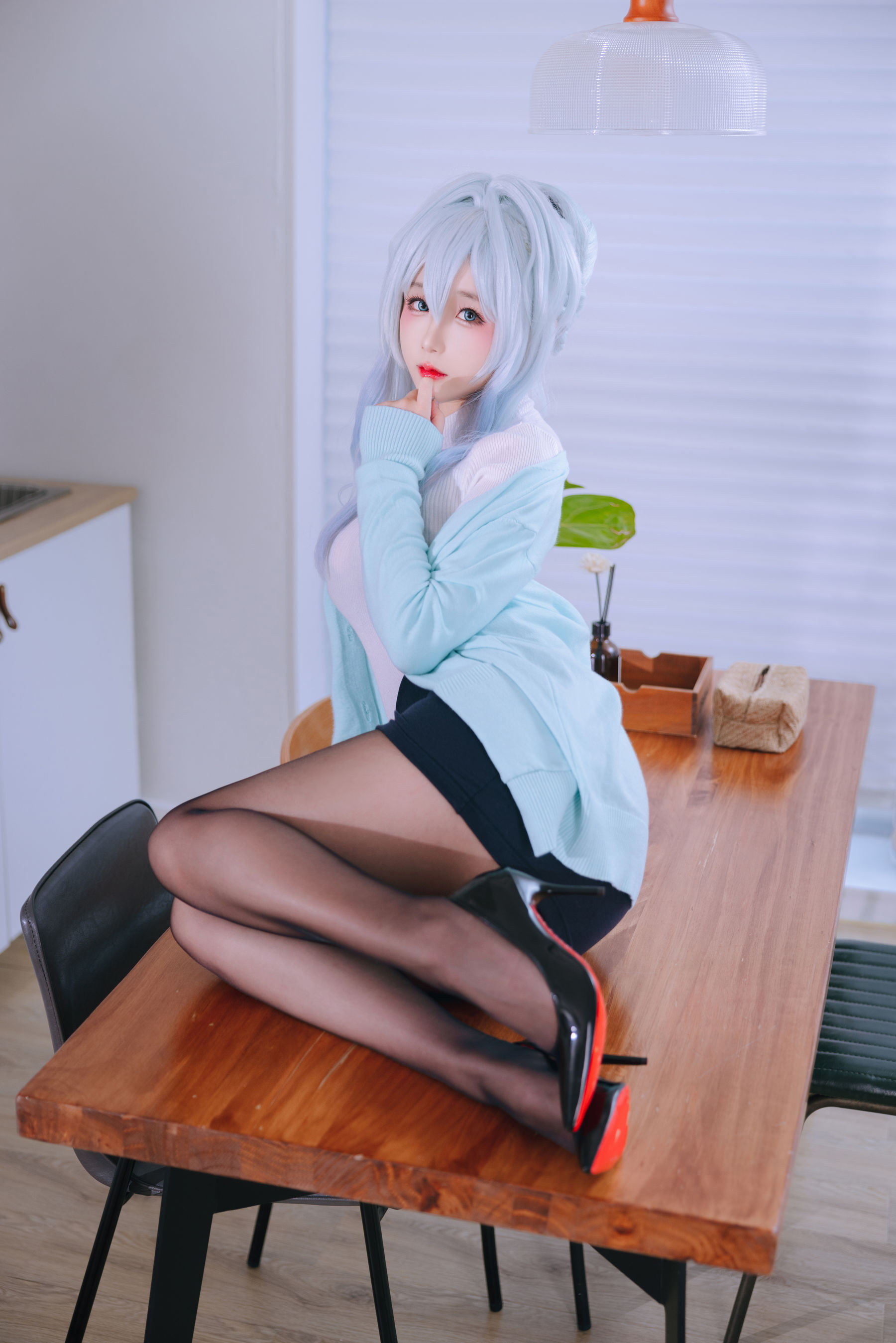Cosplay 日奈娇 - 未亡人雪女