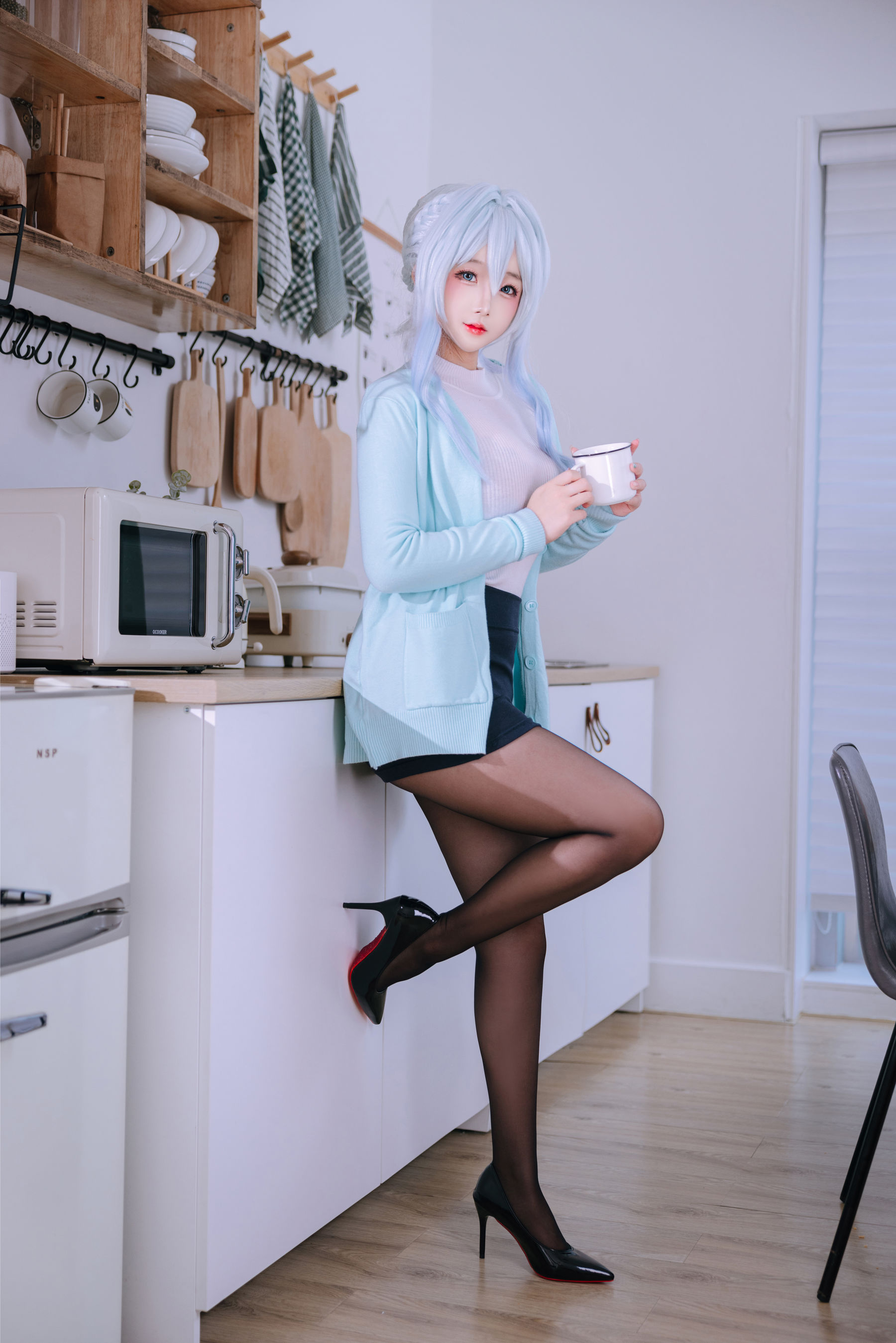 Cosplay 日奈娇 - 未亡人雪女