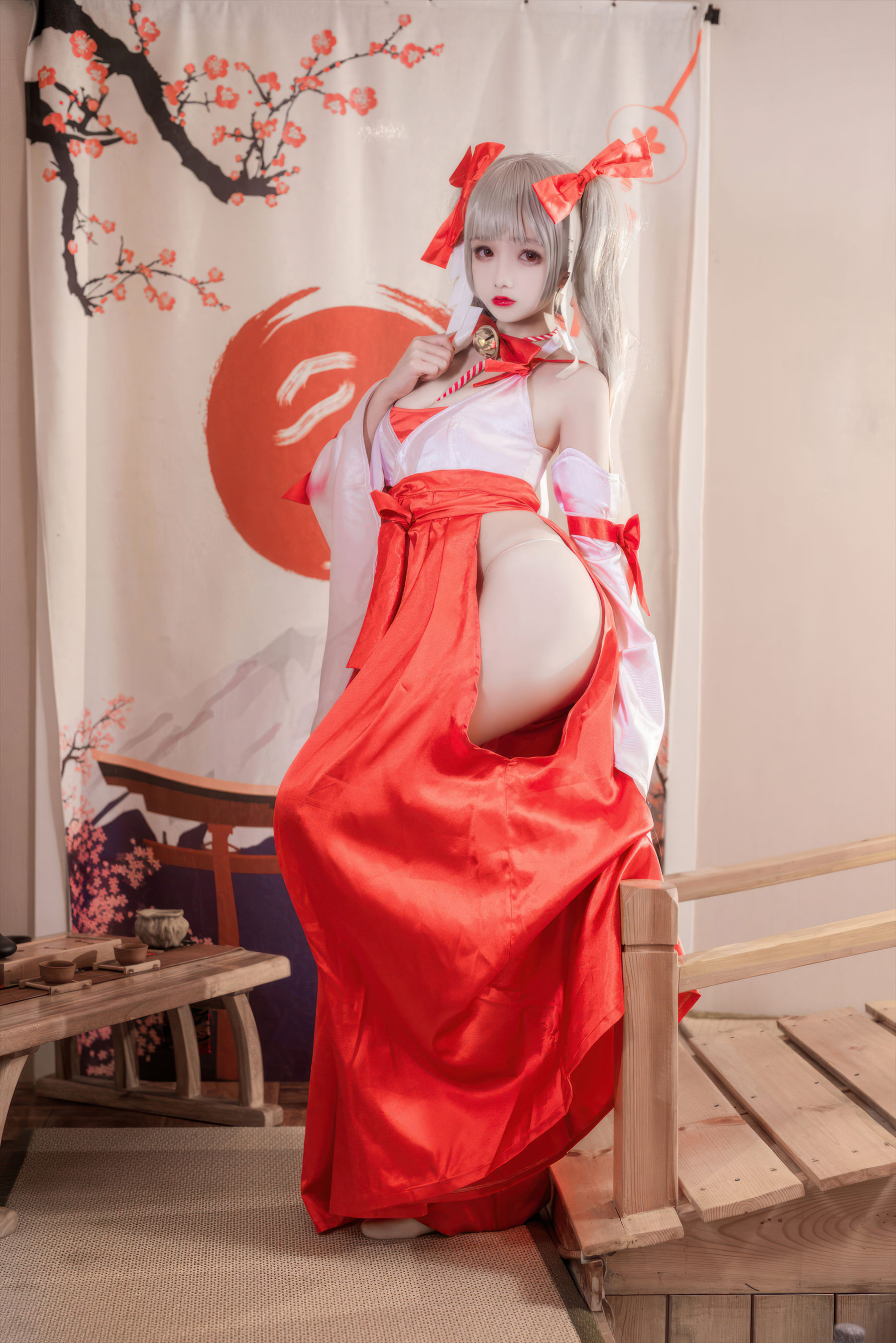 Cosplay 日奈娇 - 碧蓝航线 可畏巫女