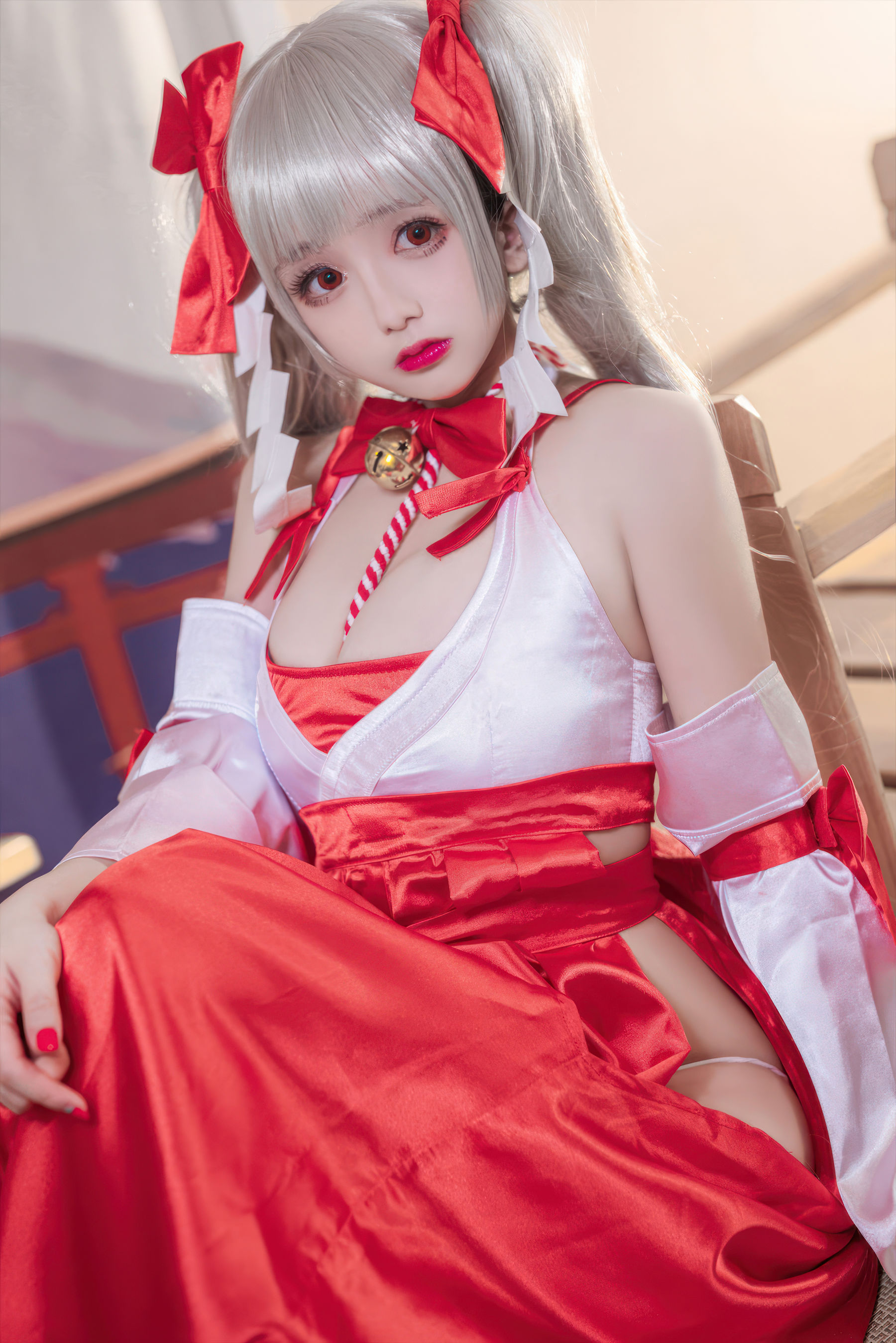 Cosplay 日奈娇 - 碧蓝航线 可畏巫女