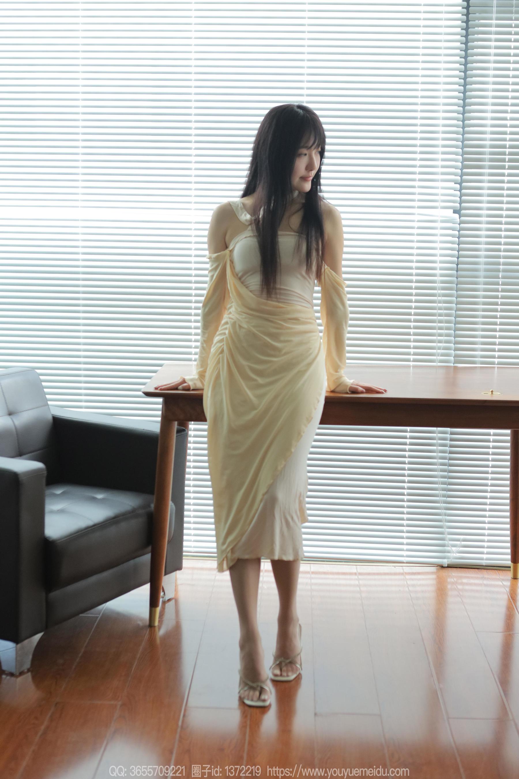 IESS异思趣向 - 模特： 婉萍 《黄色包臀裙（上）》